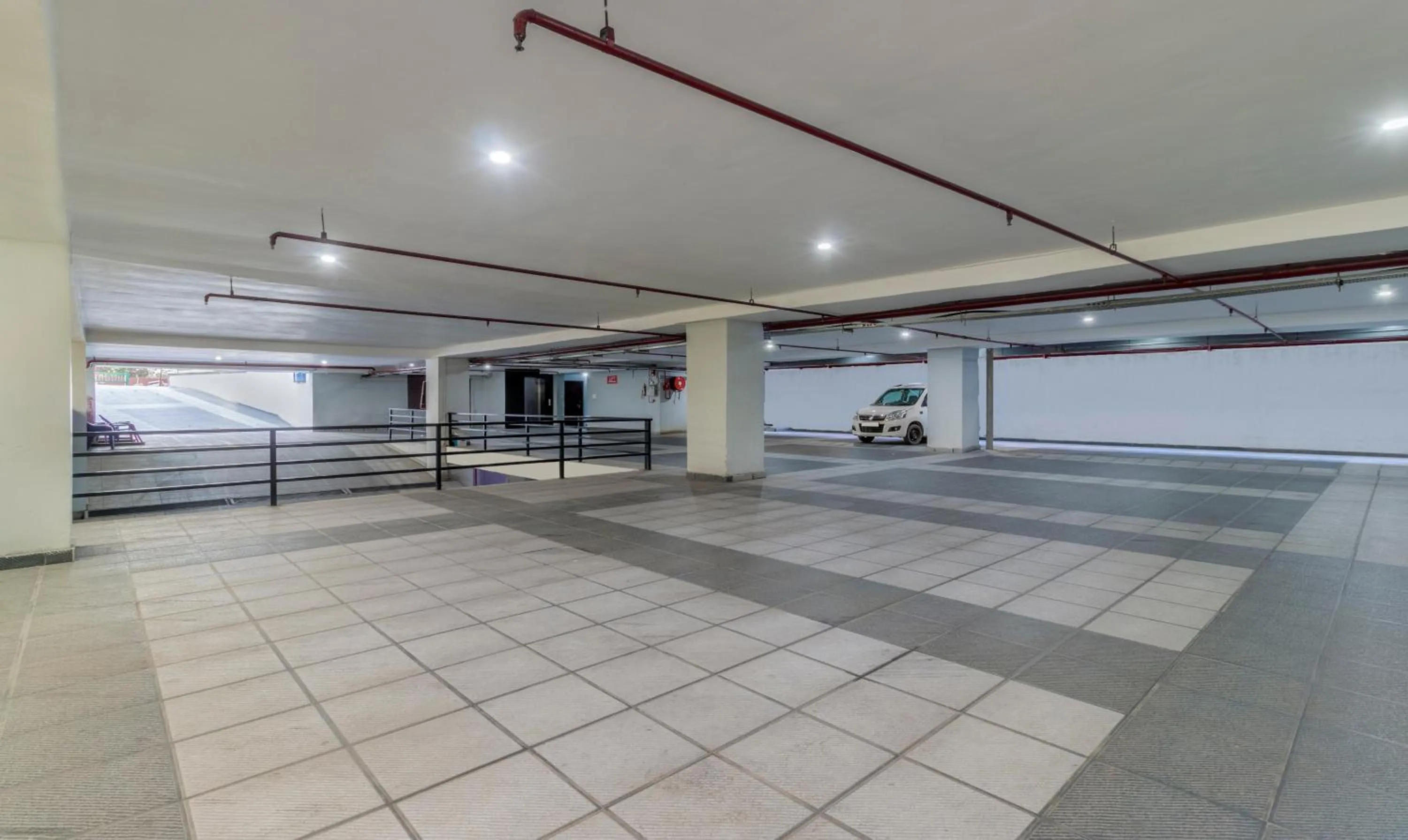 Parking in Treebo White Sand