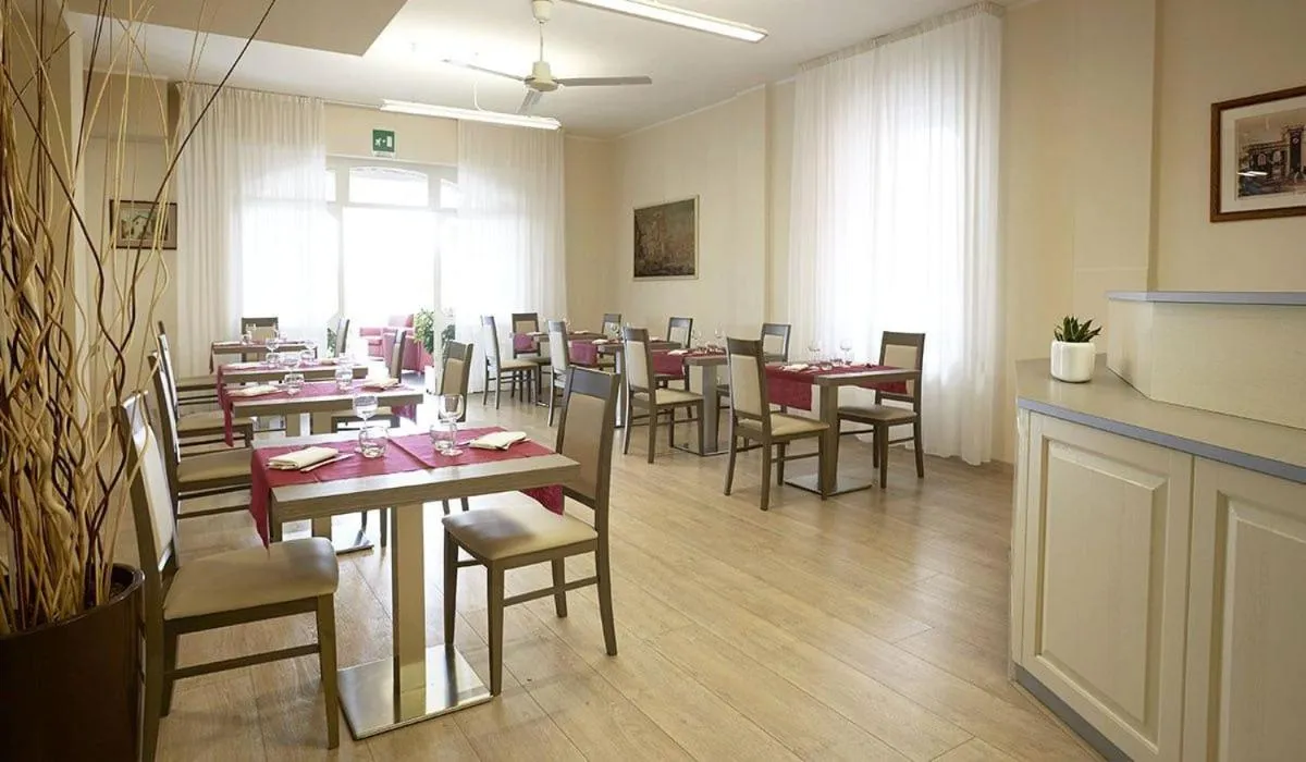 Restaurant/places to eat in Hotel Villa Sirena Numana