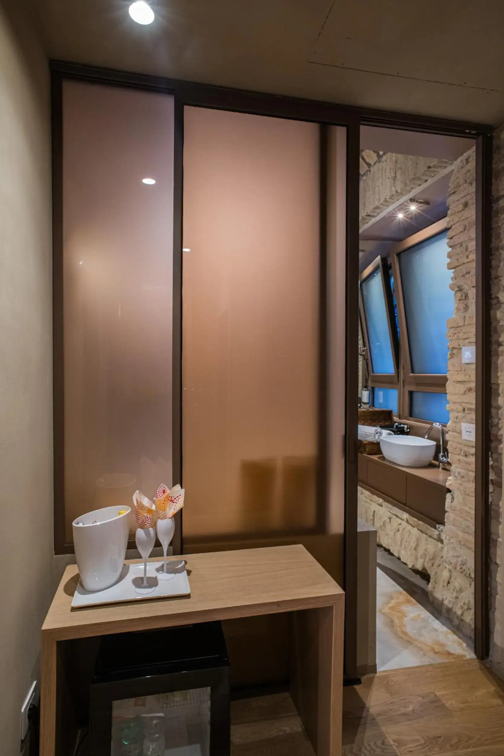 King Room with Spa Bath in 163 BOUTIQUE HOTEL King Room with Spa Bath in 163 BOUTIQUE HOTEL