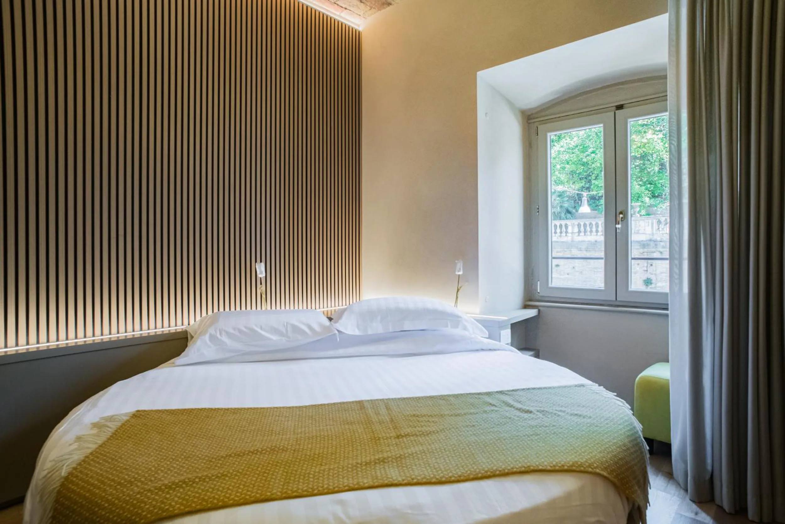 Bed in 163 BOUTIQUE HOTEL