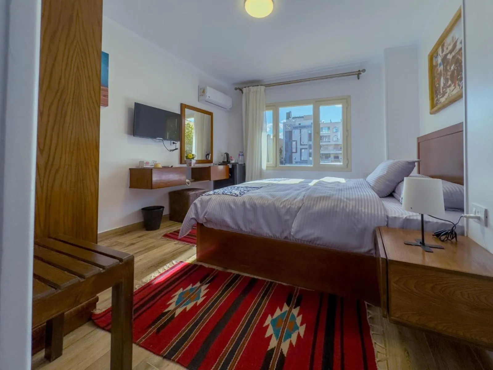 Bed in Royal Crown Hotel Giza Pyramids View