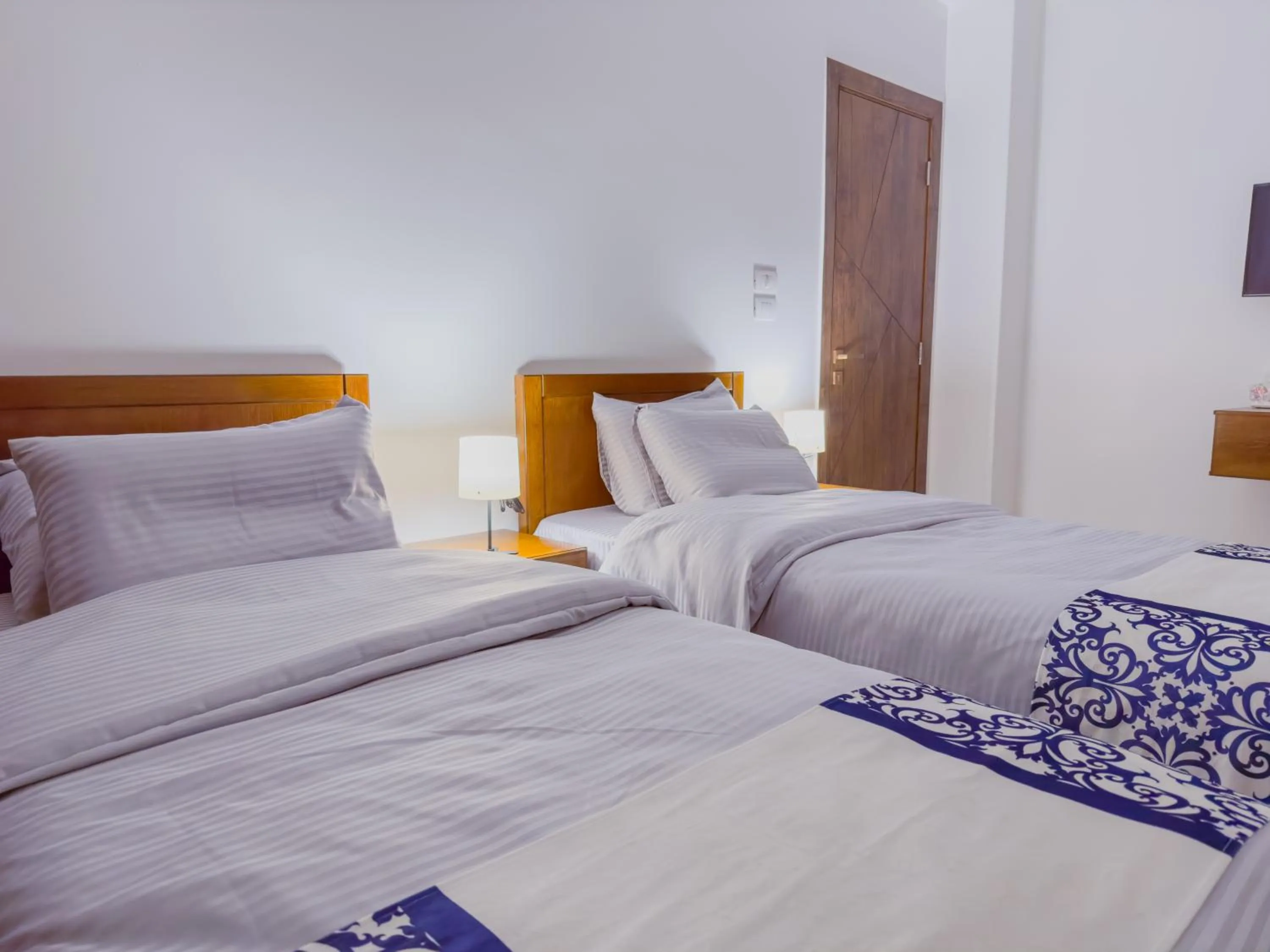 Bed in Royal Crown Hotel Giza Pyramids View