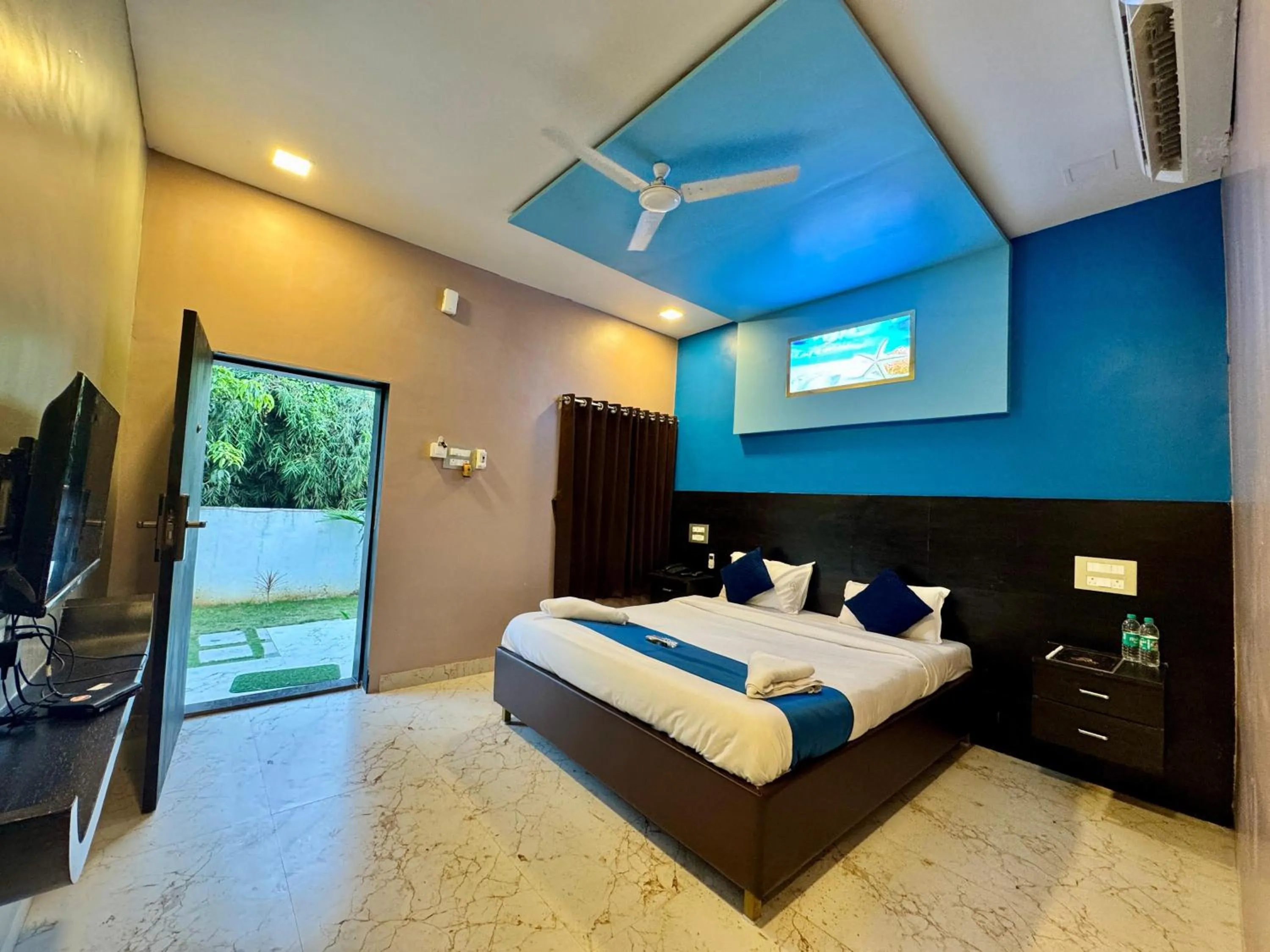 Bed in Golden Pearl Resort By Gemstone Hospitality