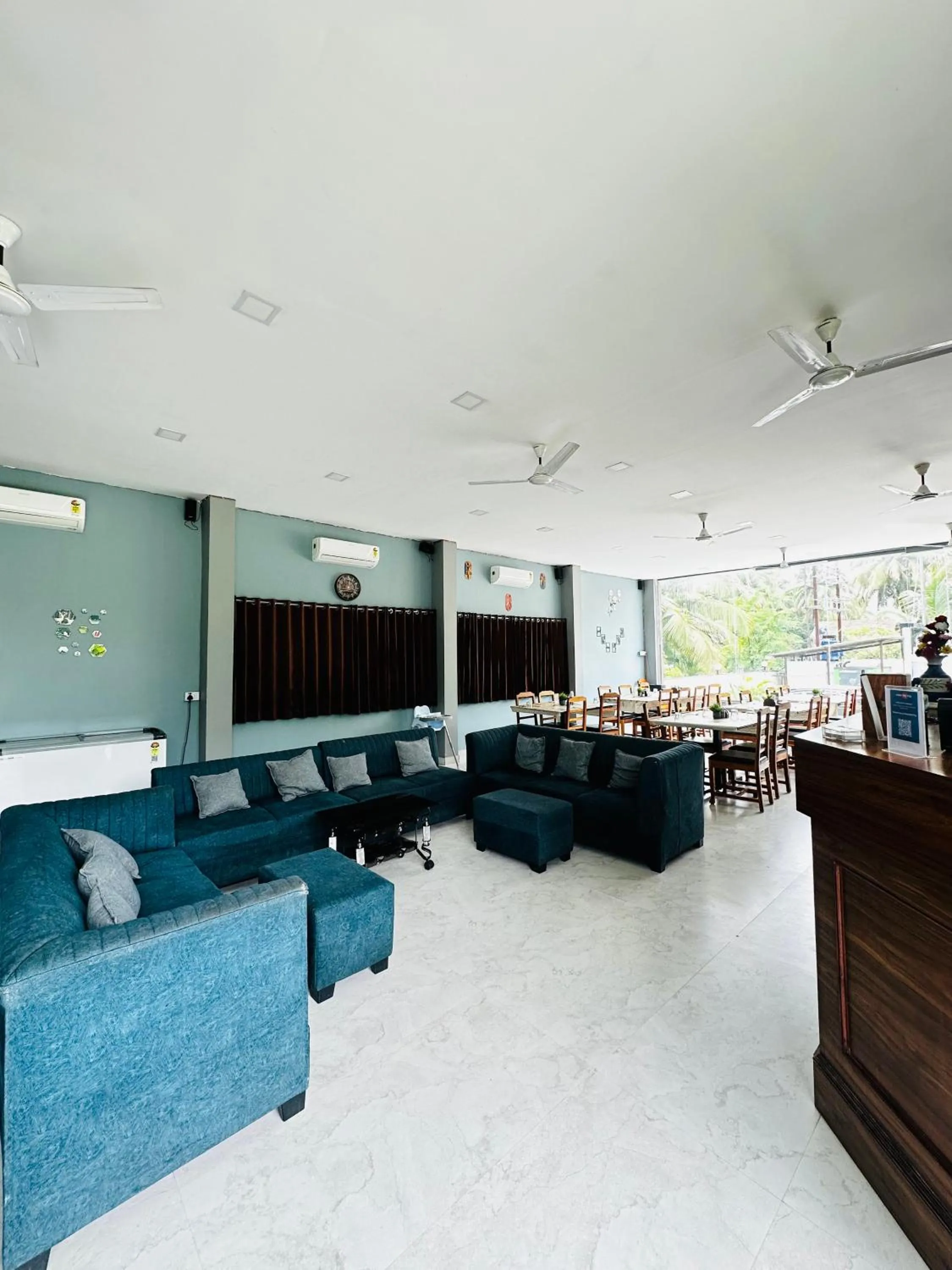 Lobby or reception in Golden Pearl Resort By Gemstone Hospitality