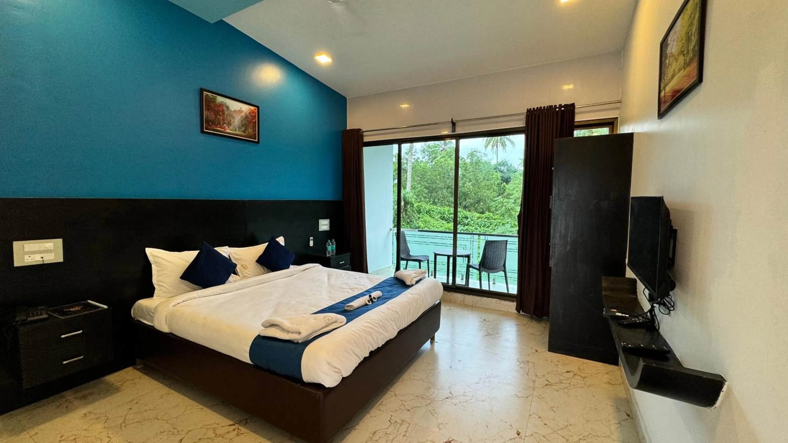 Bed in Golden Pearl Resort By Gemstone Hospitality