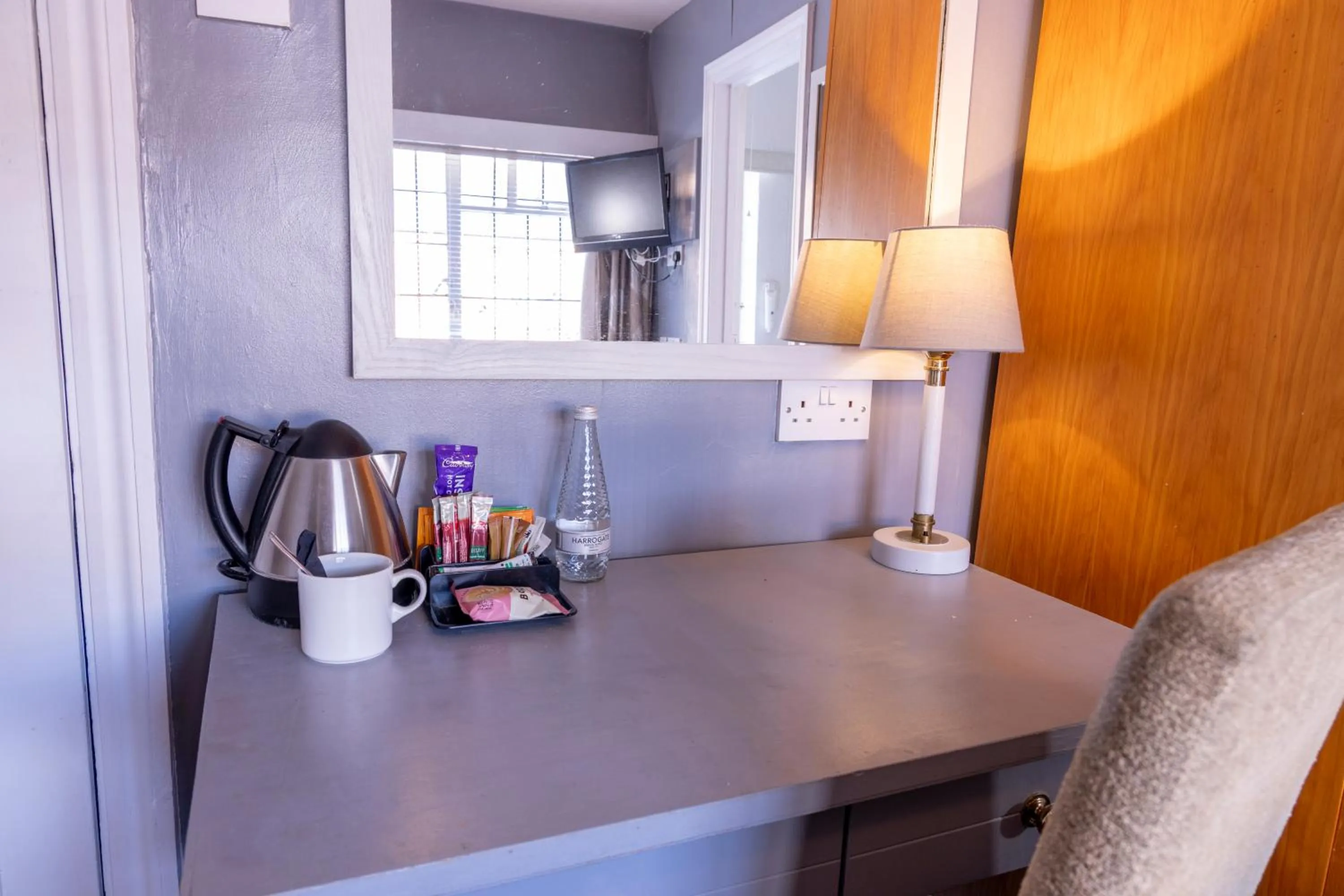 Cromwell Lodge Hotel by Greene King Inns