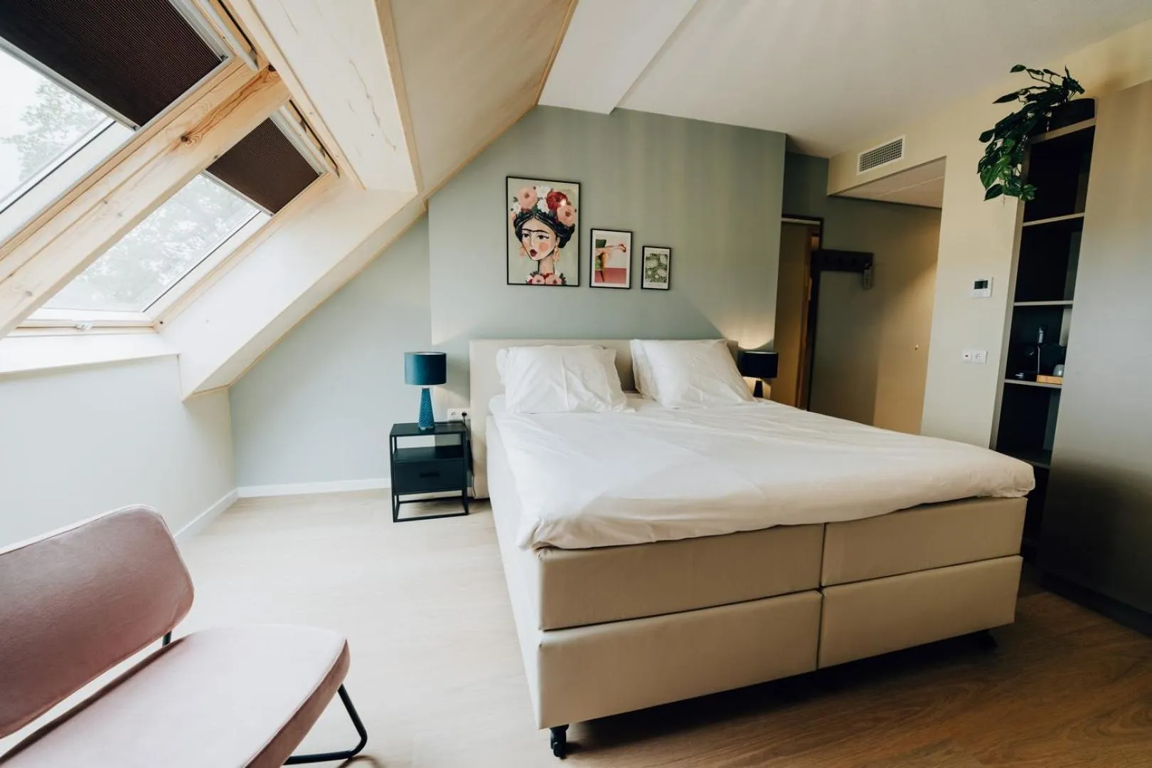 Bedroom, Bed in Boutique Hotel het Witte Veen
