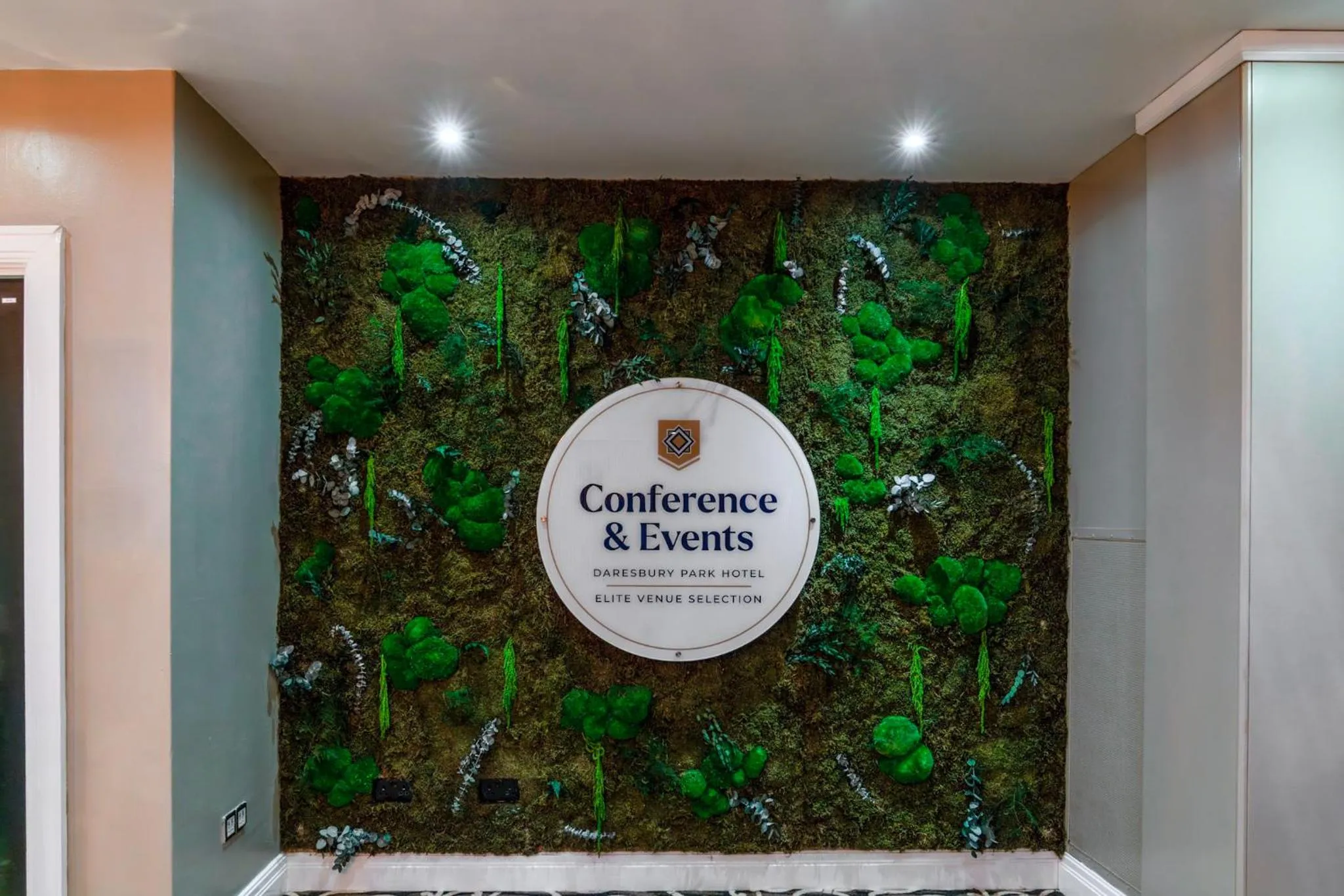 Meeting/conference room in Daresbury Park Hotel