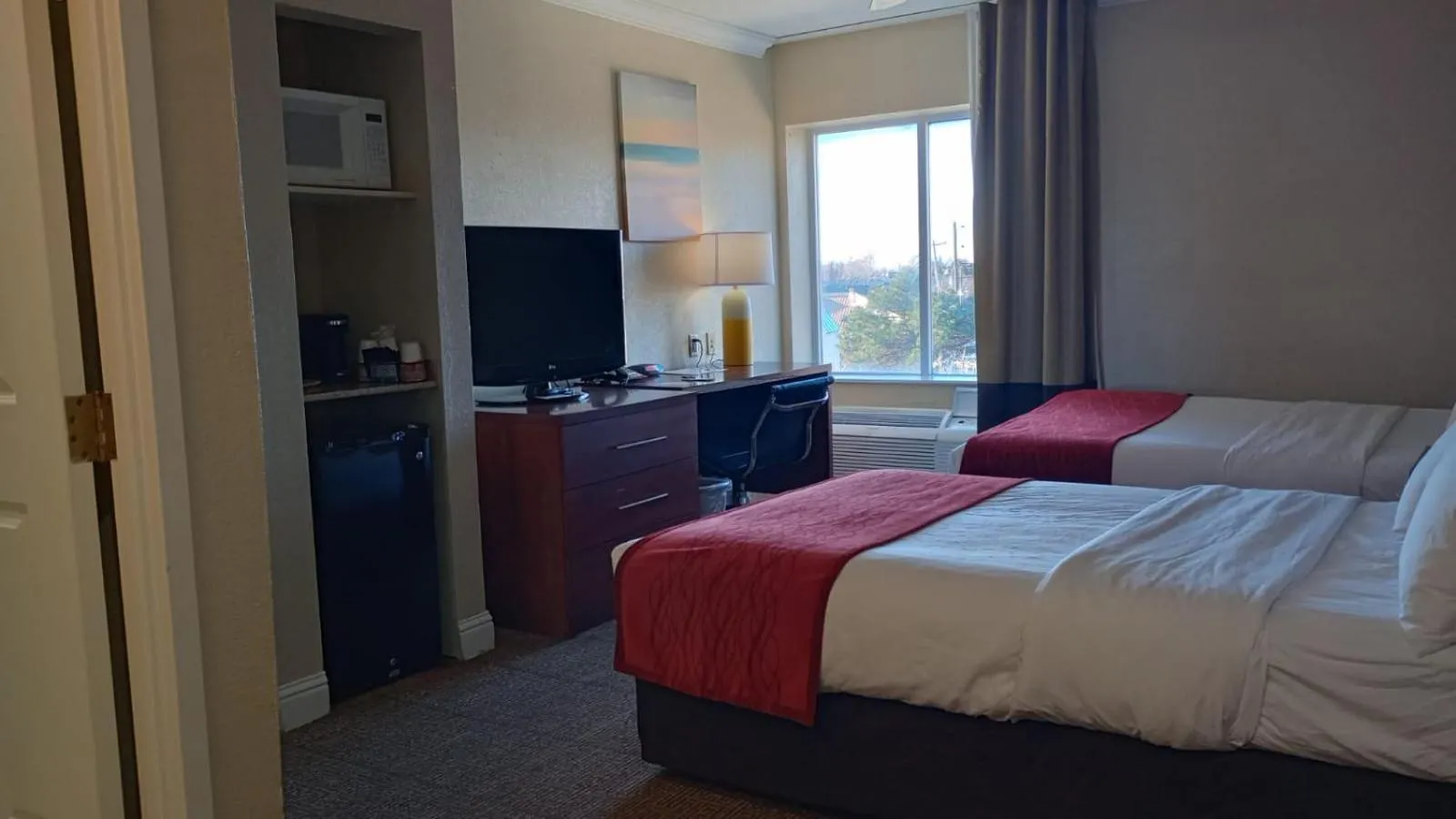 Bed in SAMIR Stay at NW Expressway