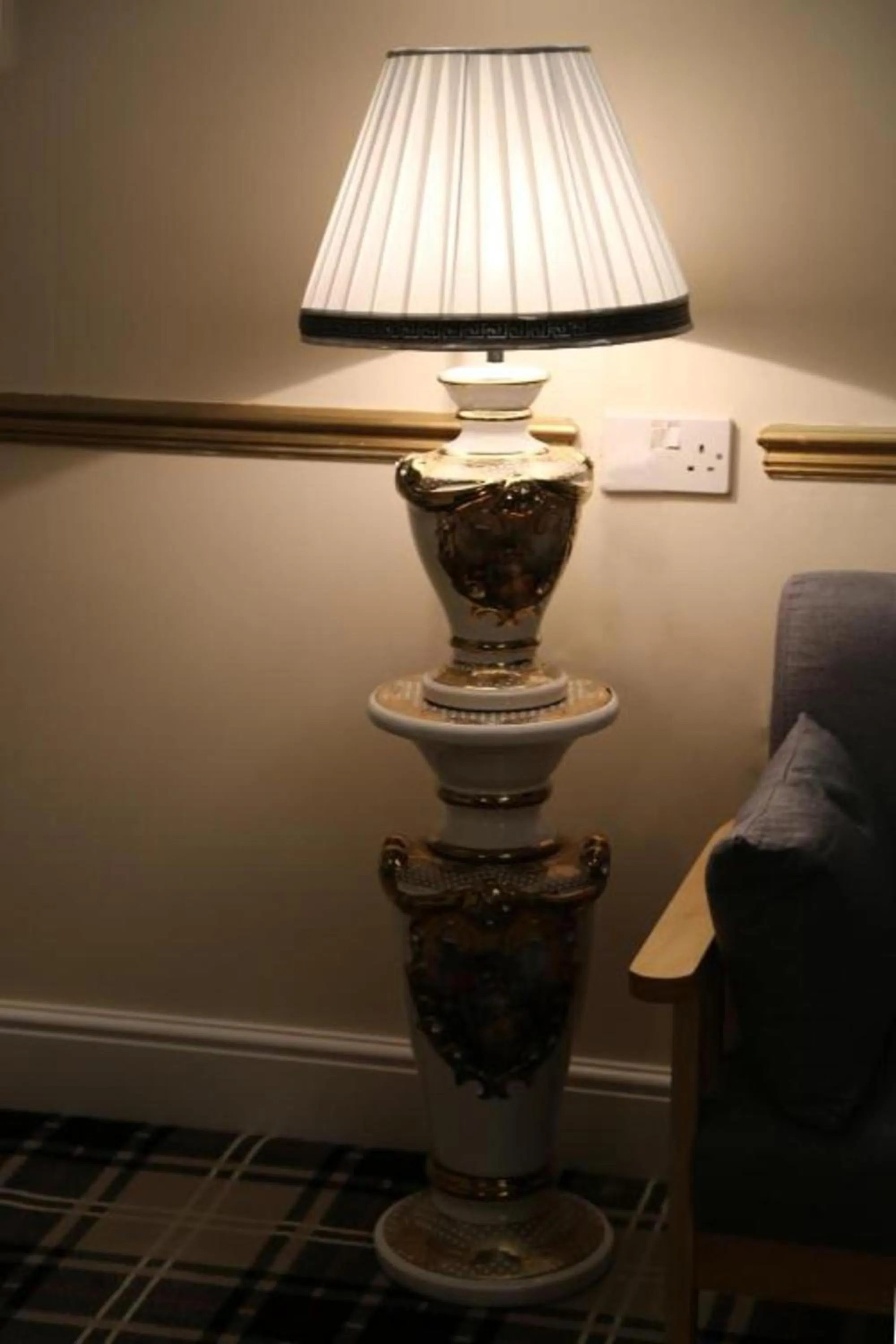 Bedroom in OYO 4 Sisters Inn