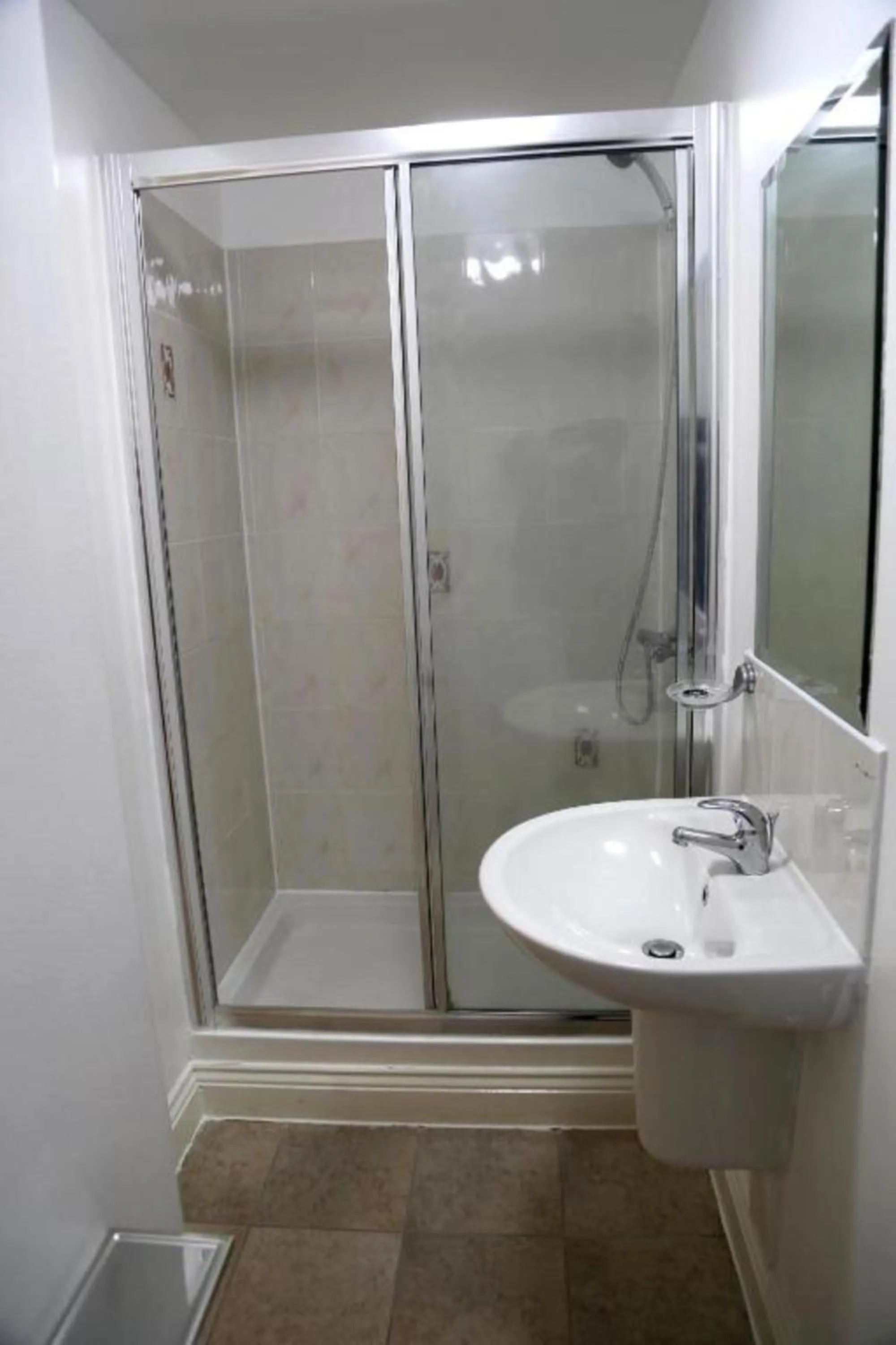 Bathroom in OYO 4 Sisters Inn