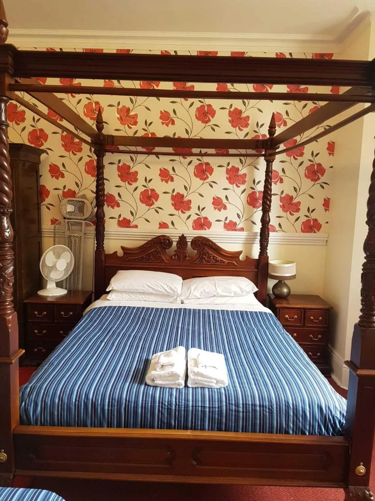 Bedroom, Bed in The Lismore Hotel