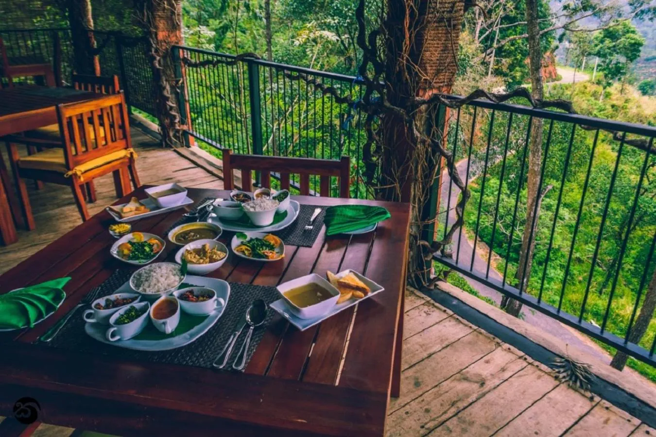 Restaurant/places to eat in Tea Cottage Resort & Spa