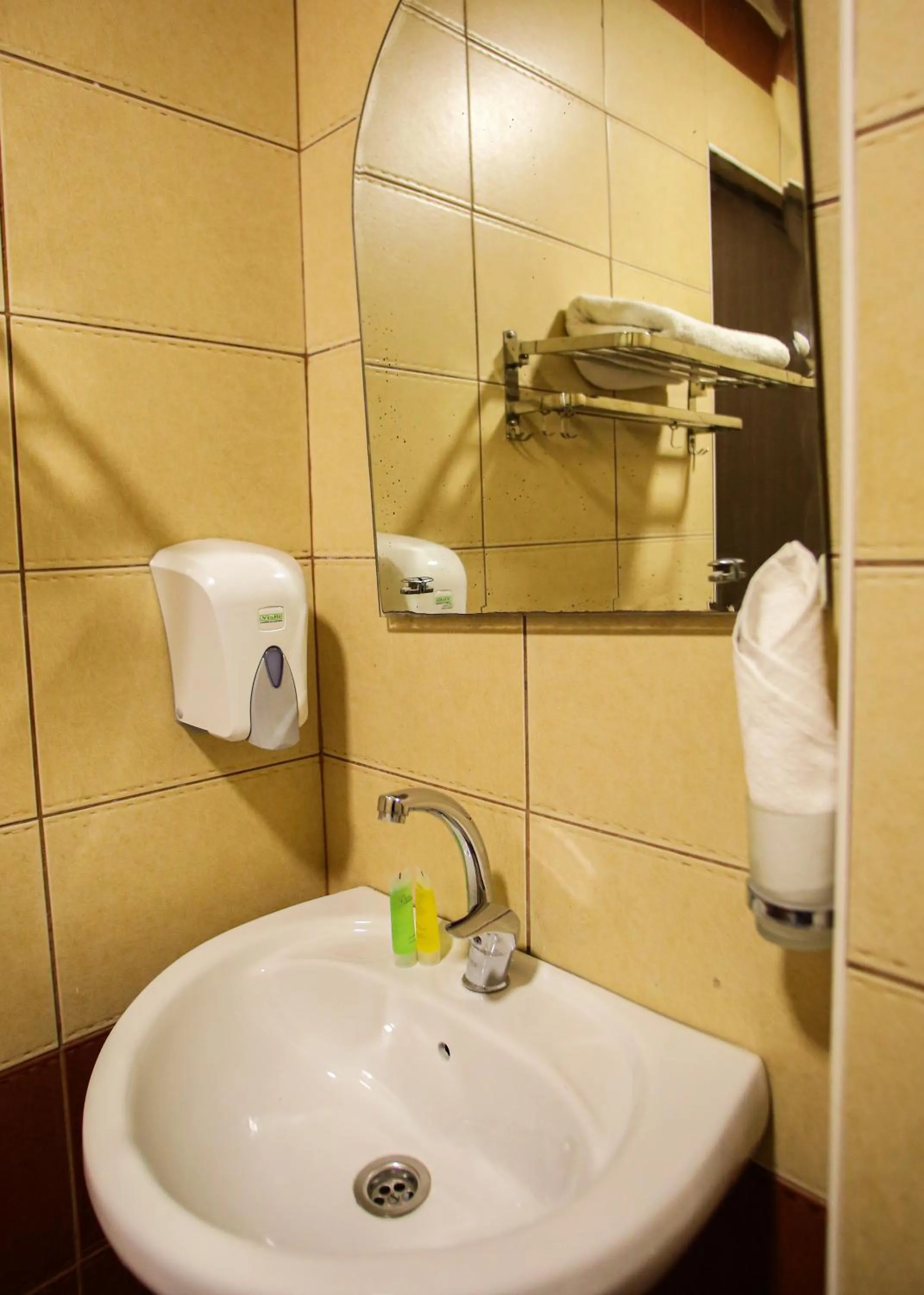 Bathroom in Seraj Amman Hotel