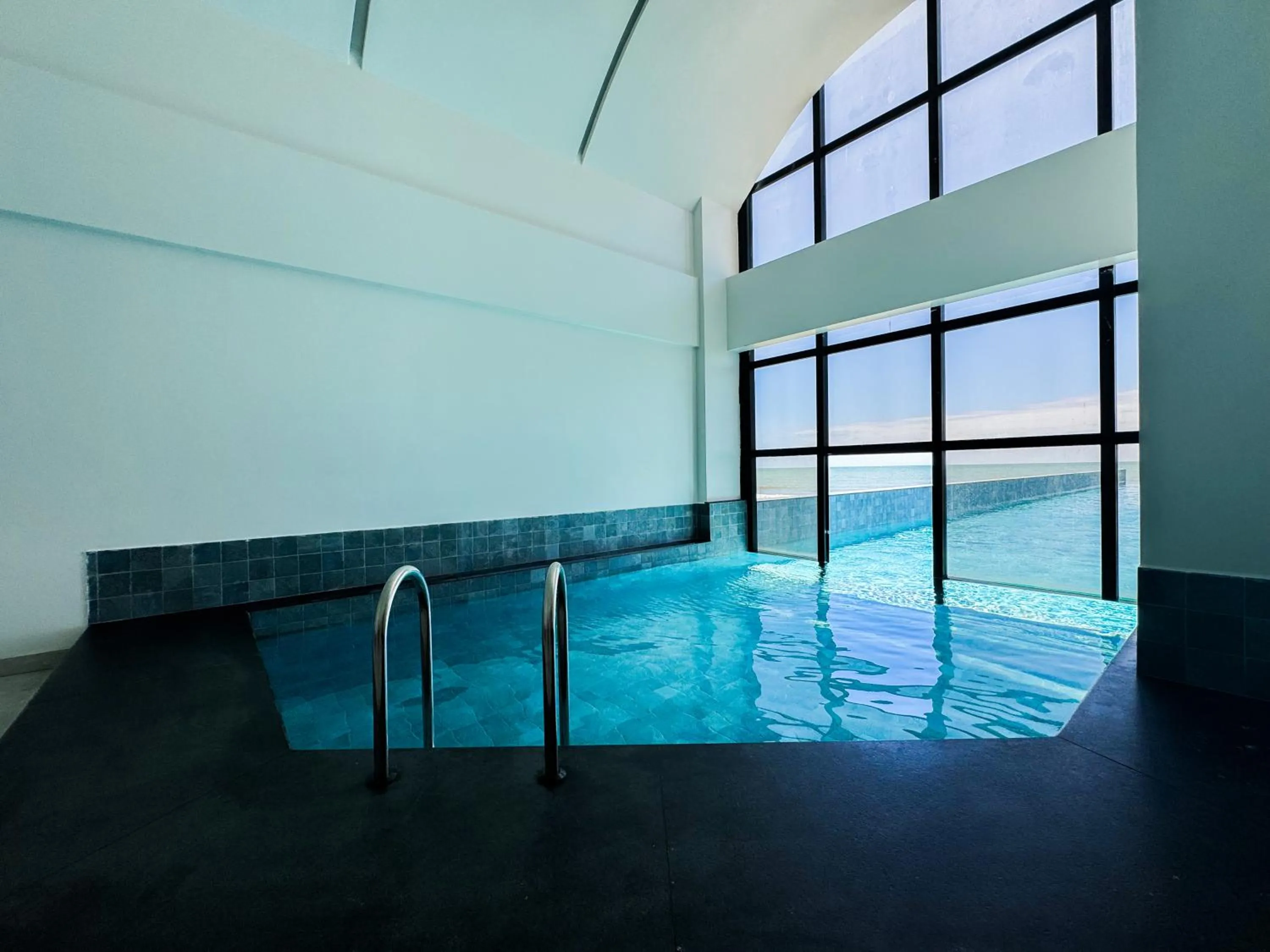 Swimming pool in Blue Sea Hotel