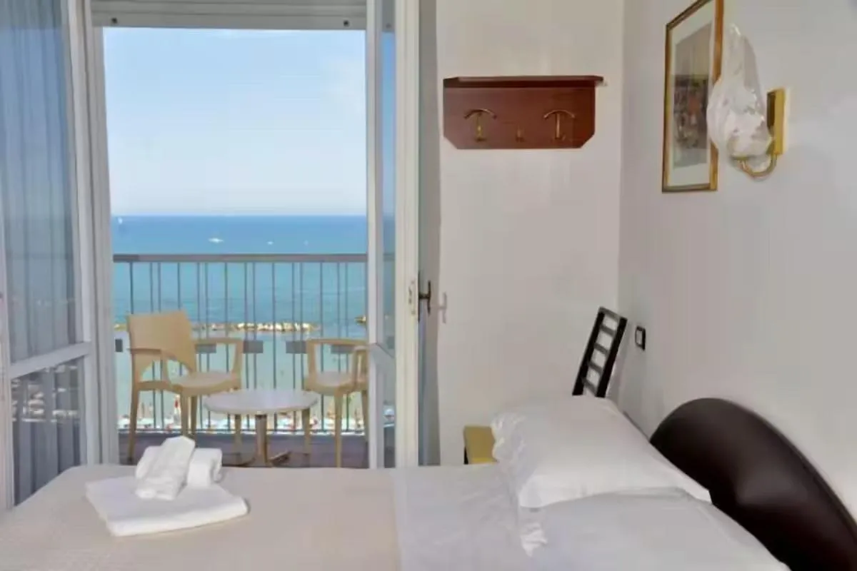 Natural landscape, Bed in Diplomat Marine