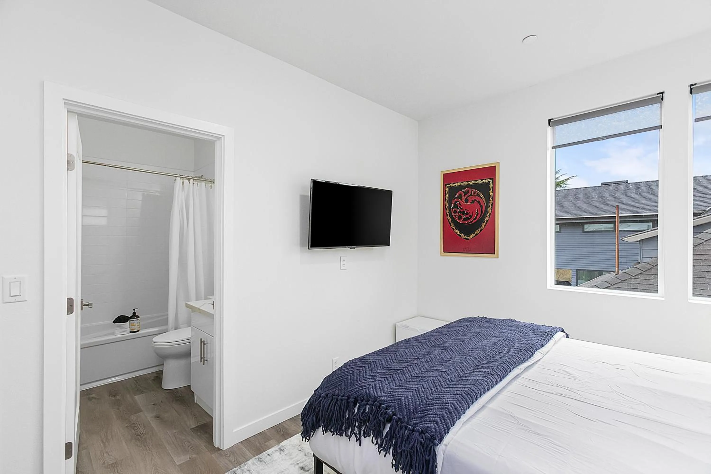 Bed in Dreamfyre's Ancient Dragon Horn Sweet Suite