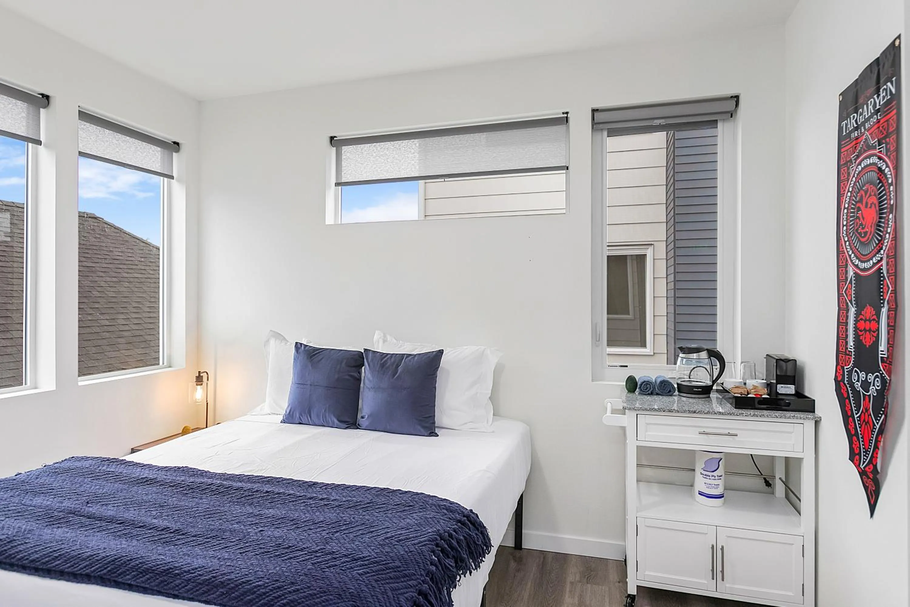 Bed in Dreamfyre's Ancient Dragon Horn Sweet Suite