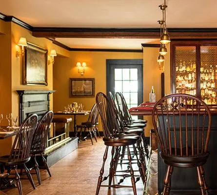 Restaurant/places to eat in The Weston Hotel