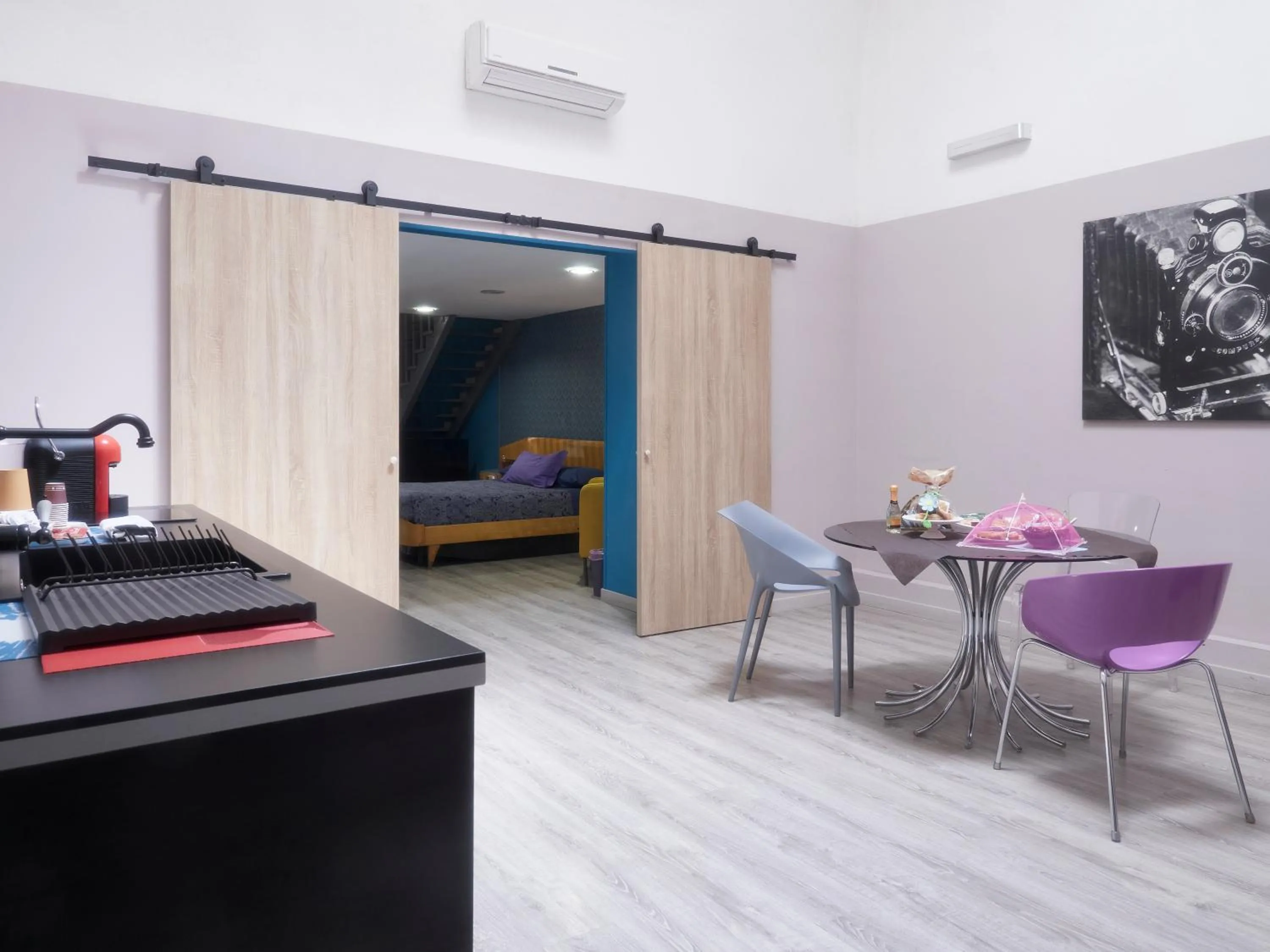 Kitchen or kitchenette, Bed in Home & more Brigida