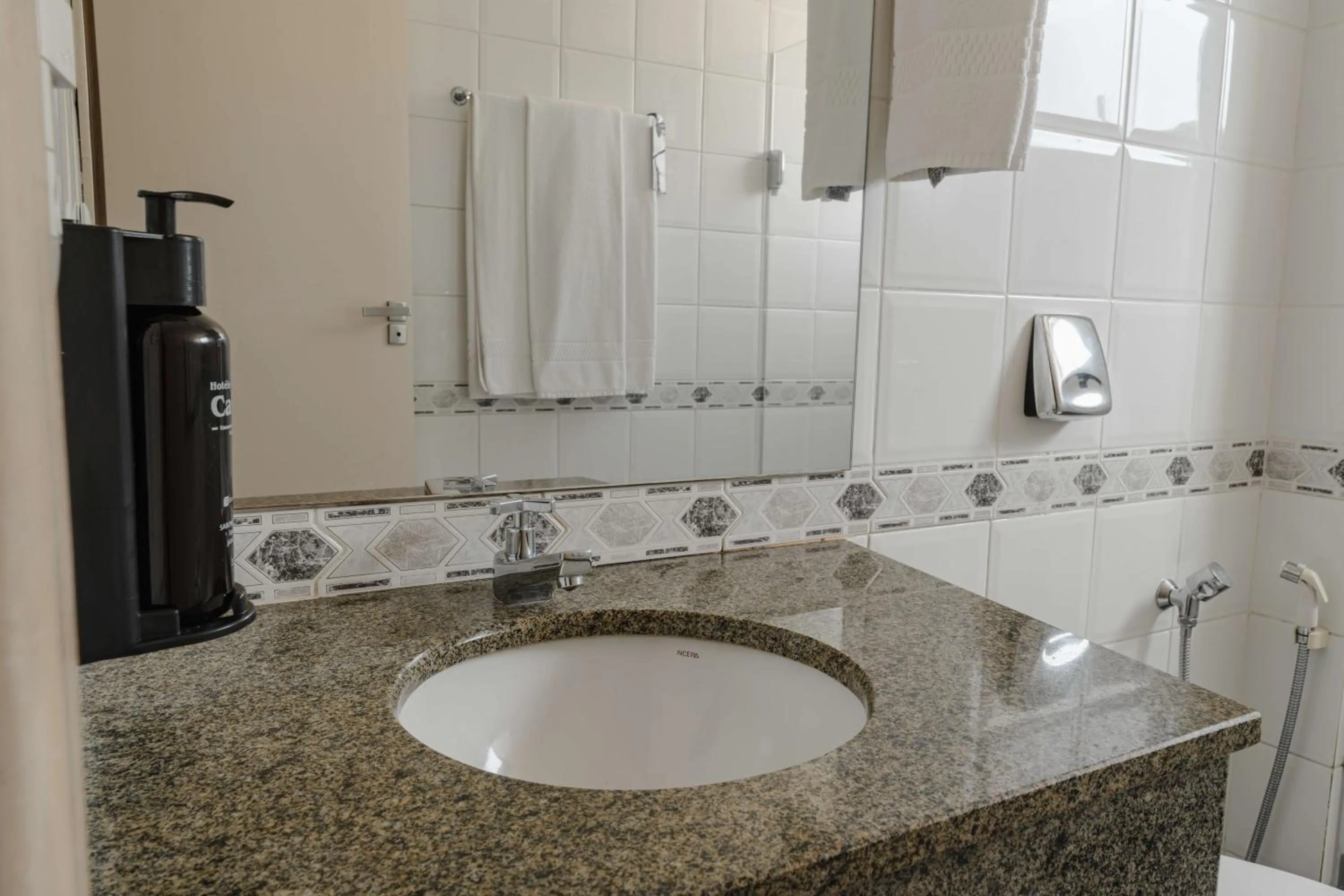 Bathroom in Hotel Caiuá Express Umuarama