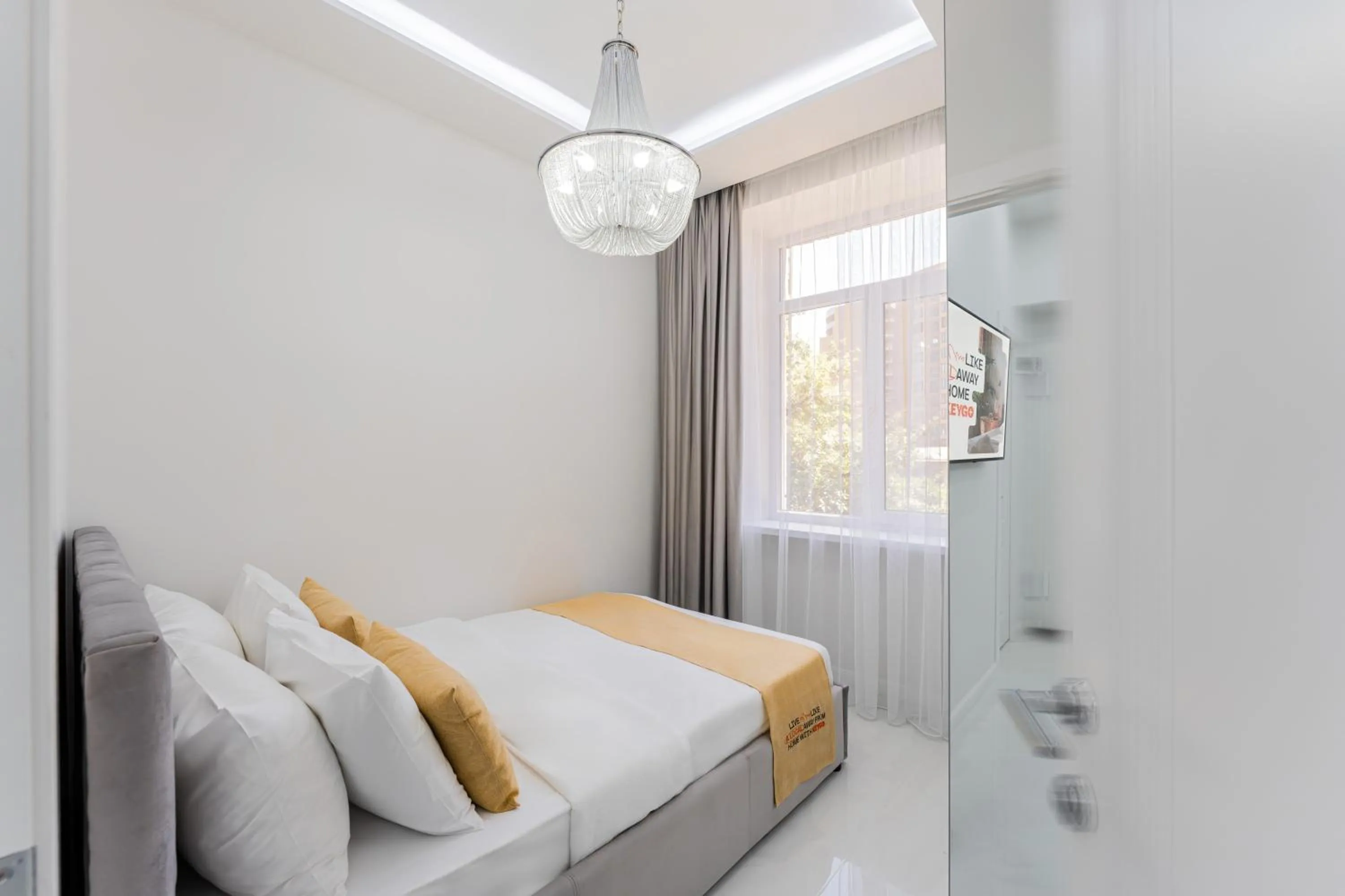 Bedroom, Bed in Apartment KeyGo #0061 is the key to the center of Yerevan