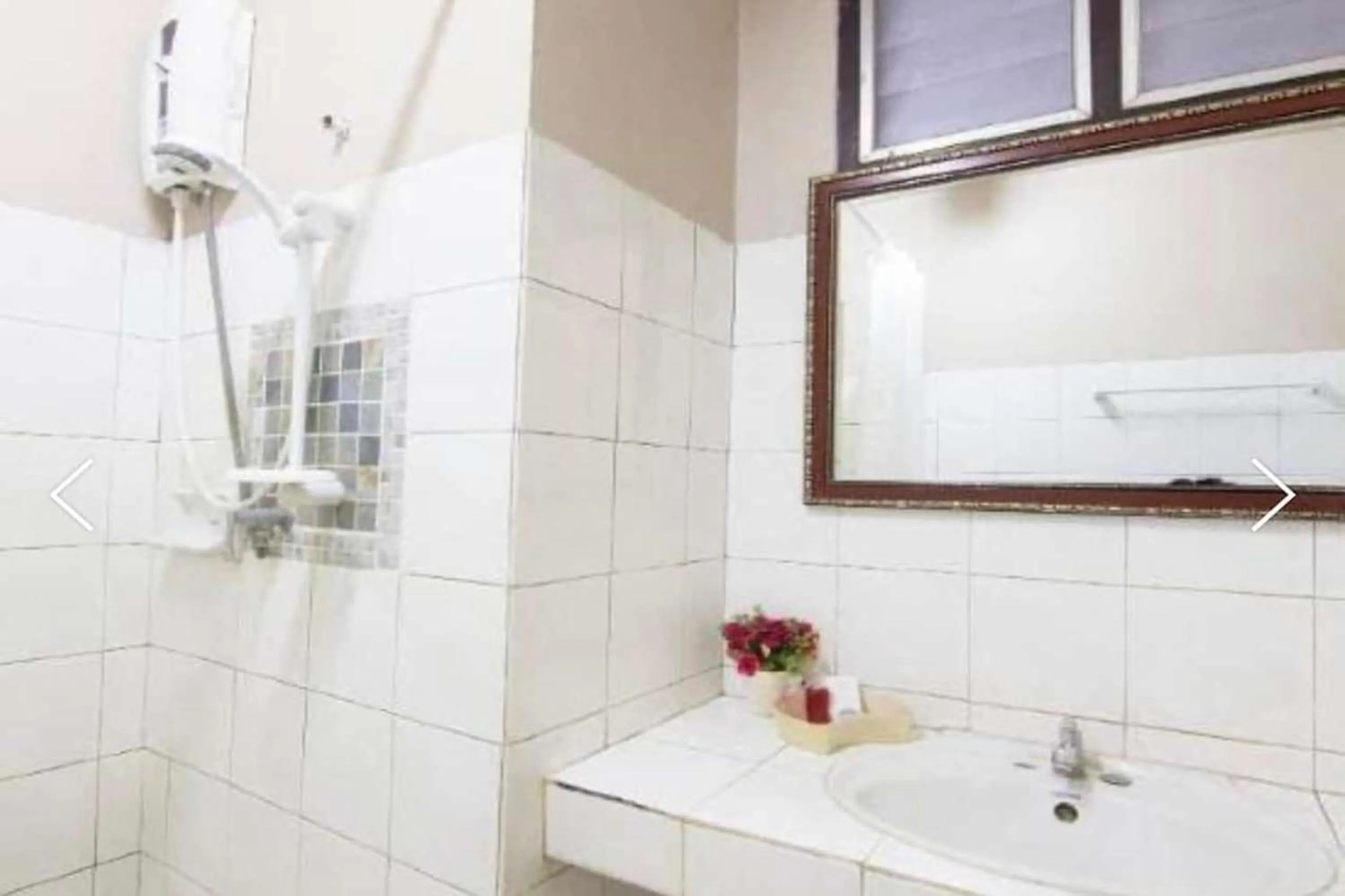 Bathroom in Khelang Nakorn Hotel