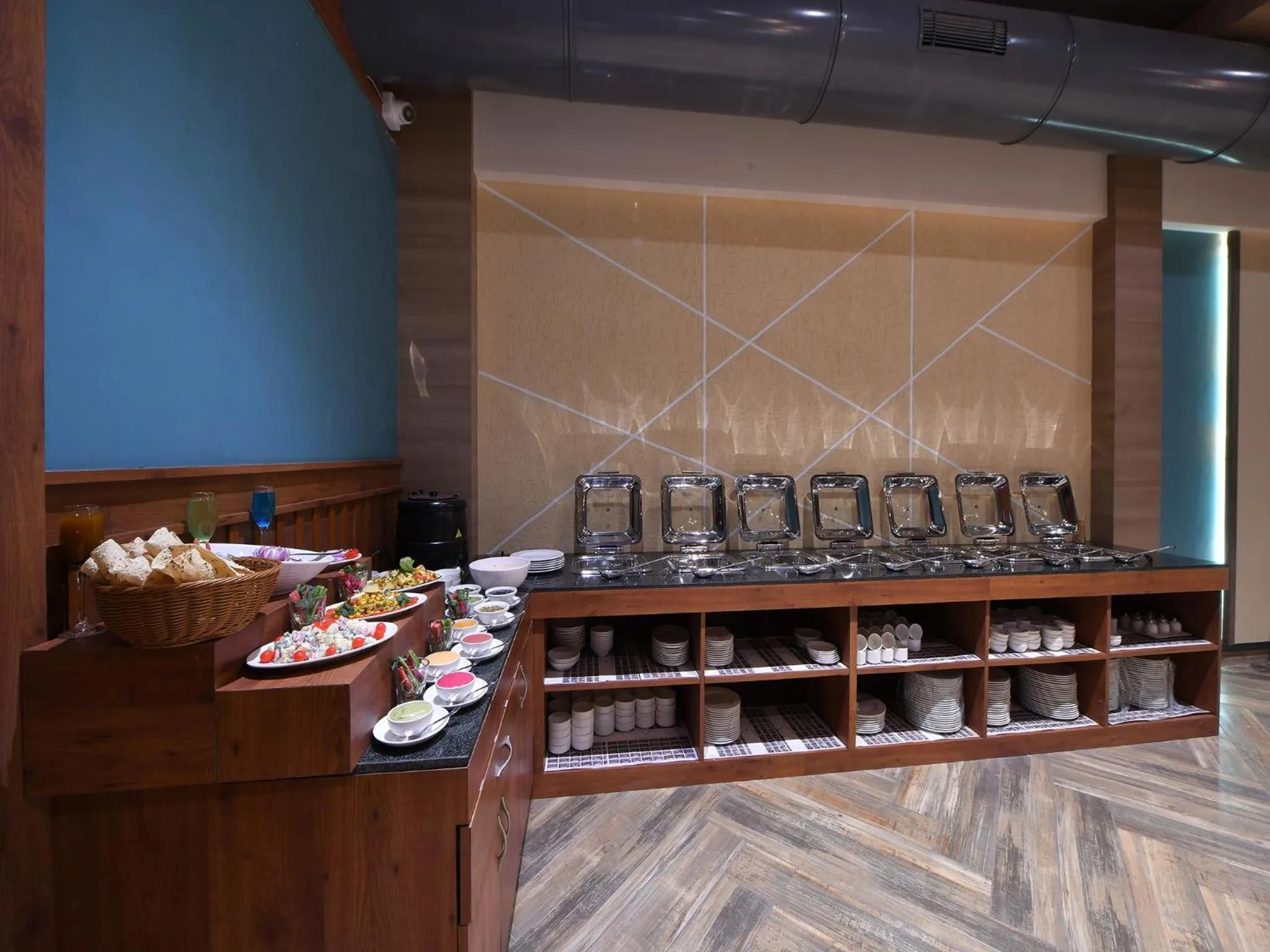 Clubhouse Hotel by CheckIn Morbi