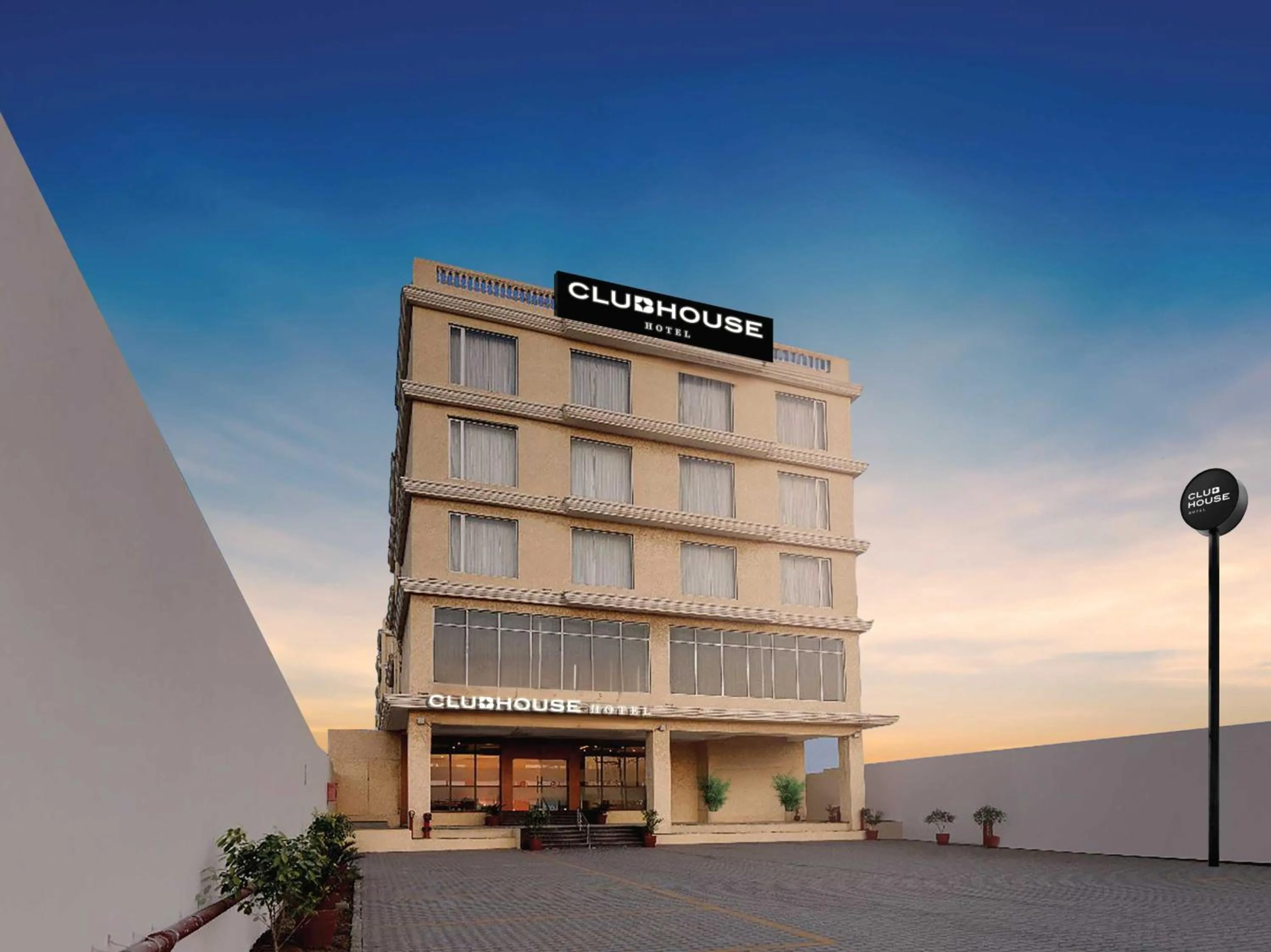 Facade/entrance in Clubhouse Hotel Morbi