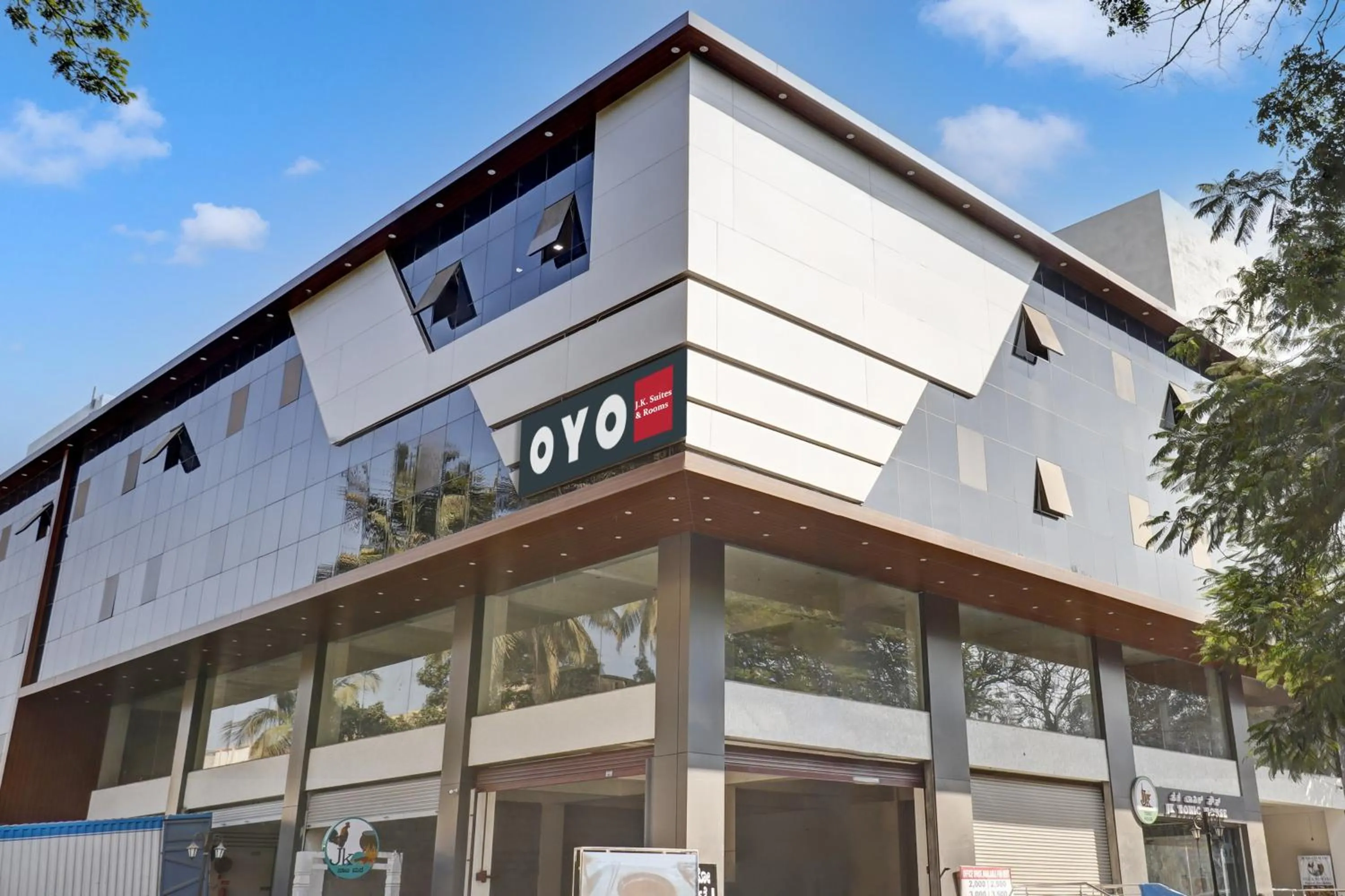 Facade/entrance in Hotel O J.K. Suites & Rooms