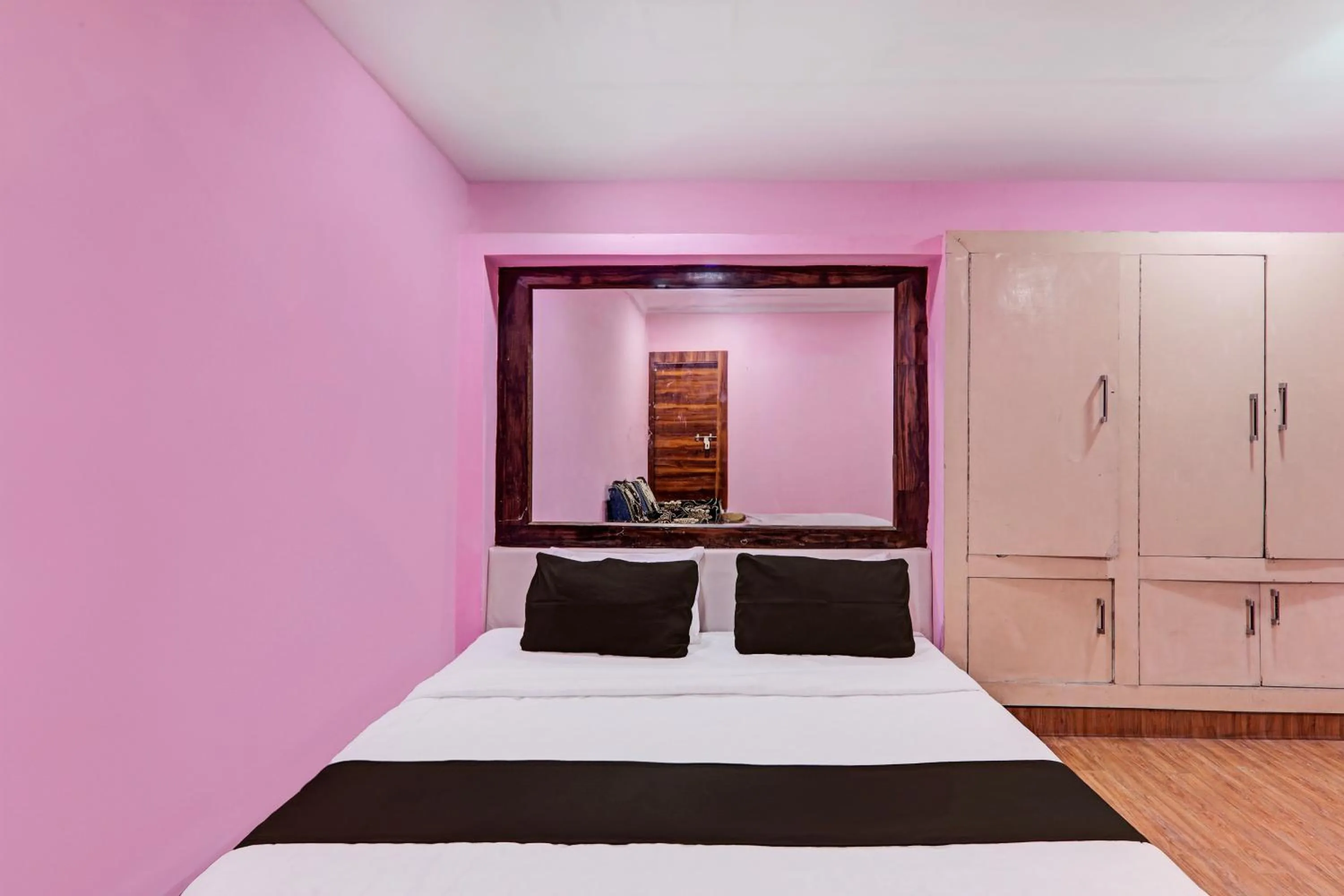 Bedroom, Bed in Collection O Mitra Inn