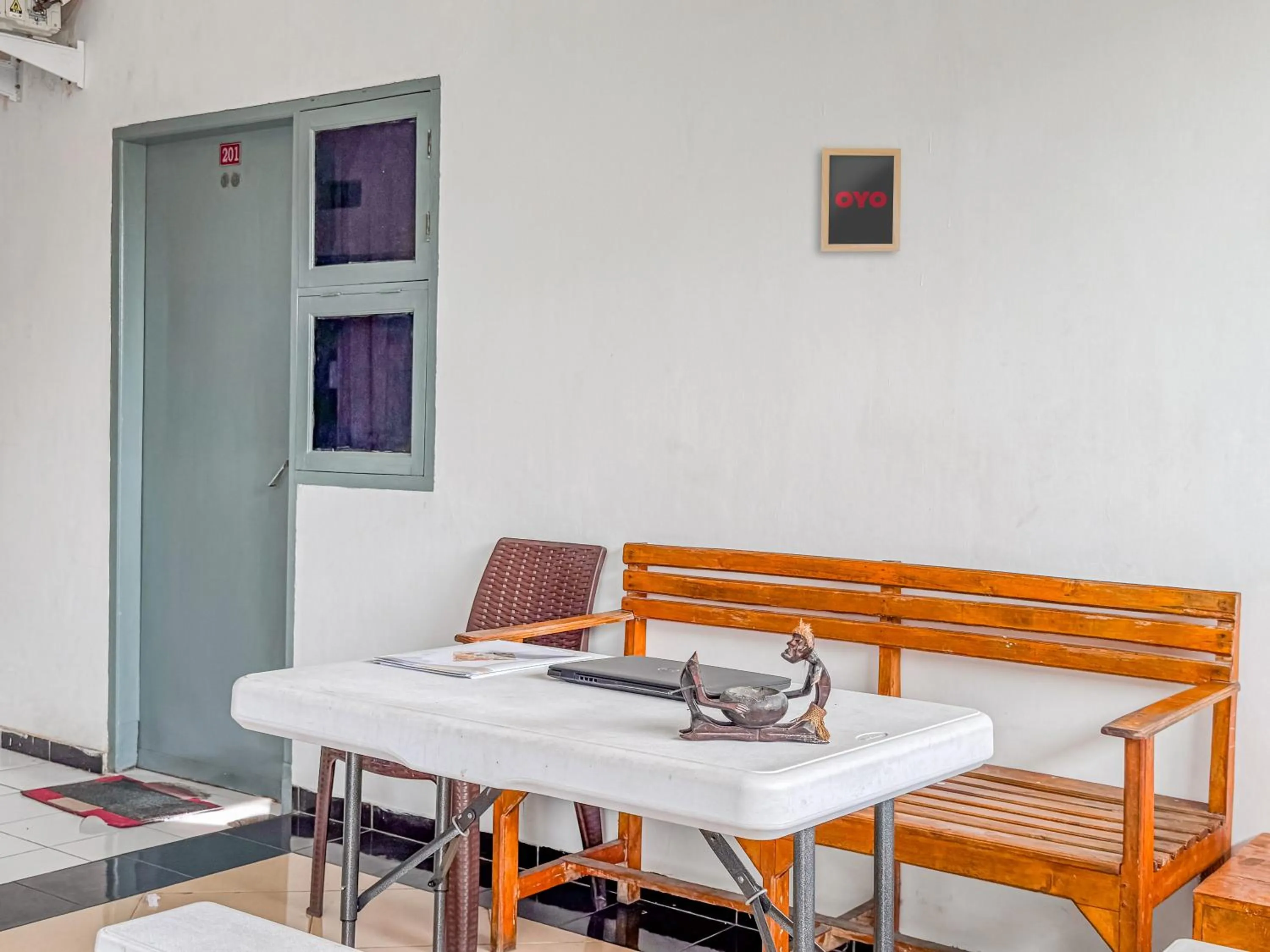 Lobby or reception in Hotel O Kost Naura