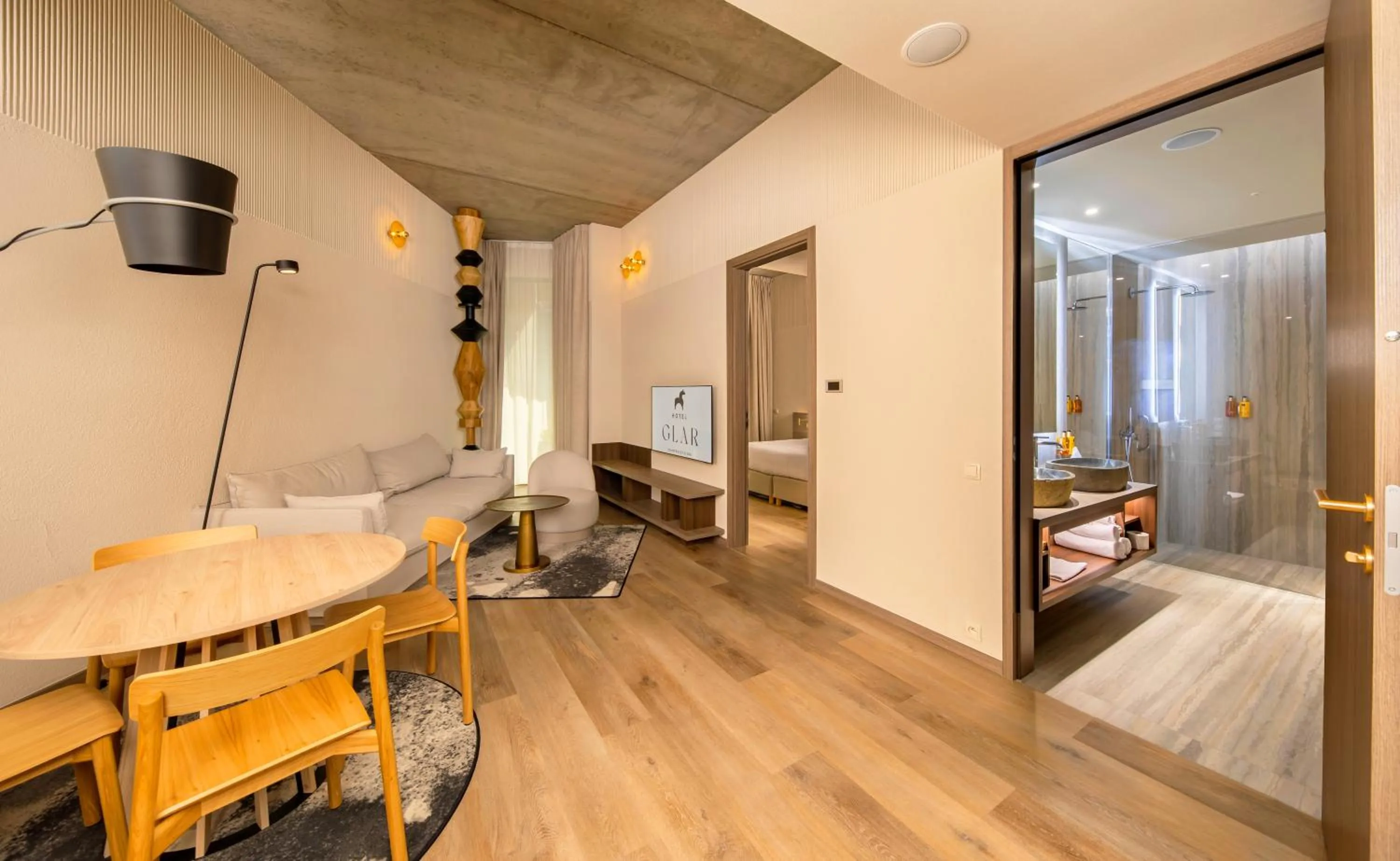 Photo of the whole room, Bed in Hotel GLAR Conference & SPA