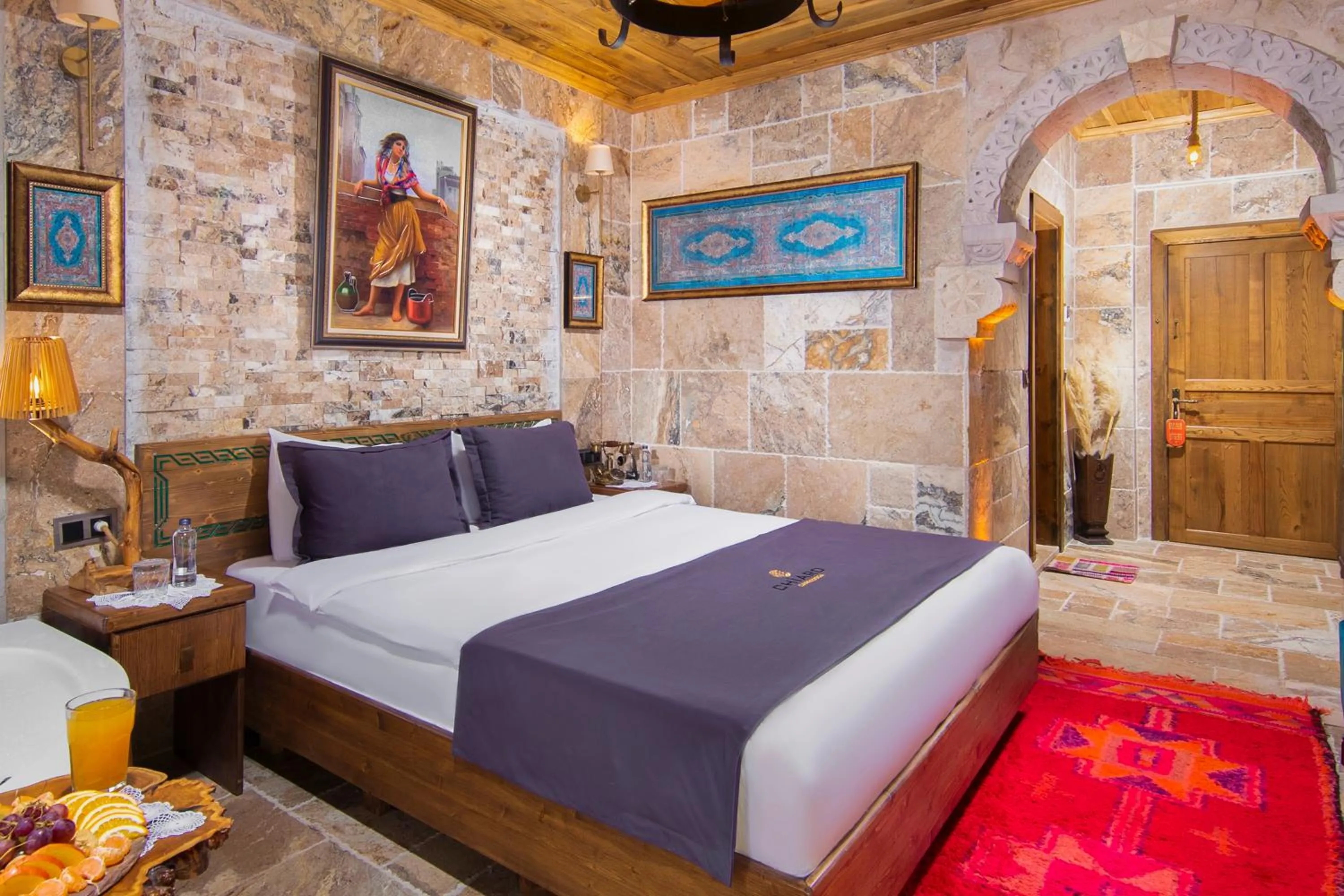 Bed in Cappadocia Chiaro