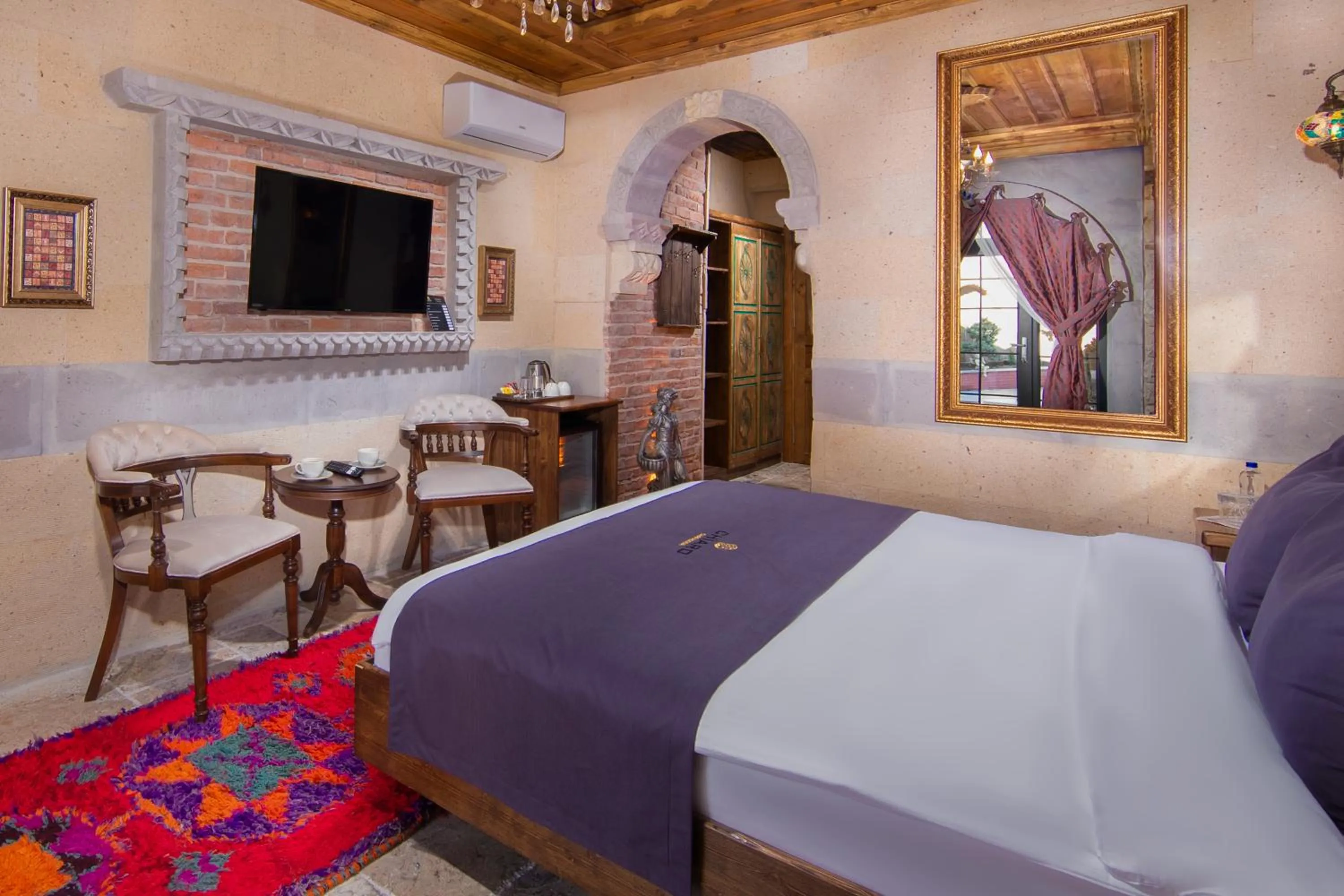 Bed in Cappadocia Chiaro