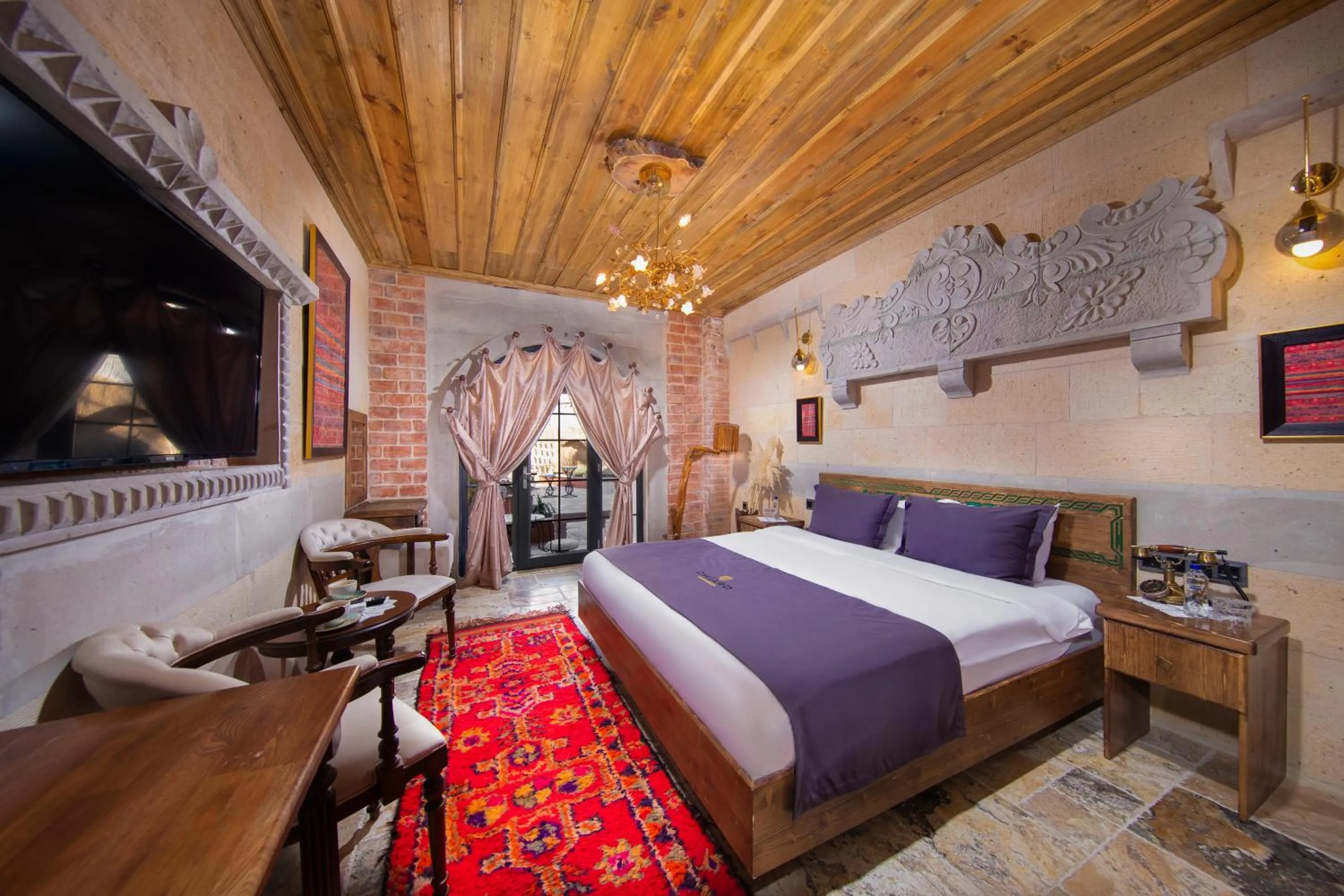 Bed in Cappadocia Chiaro