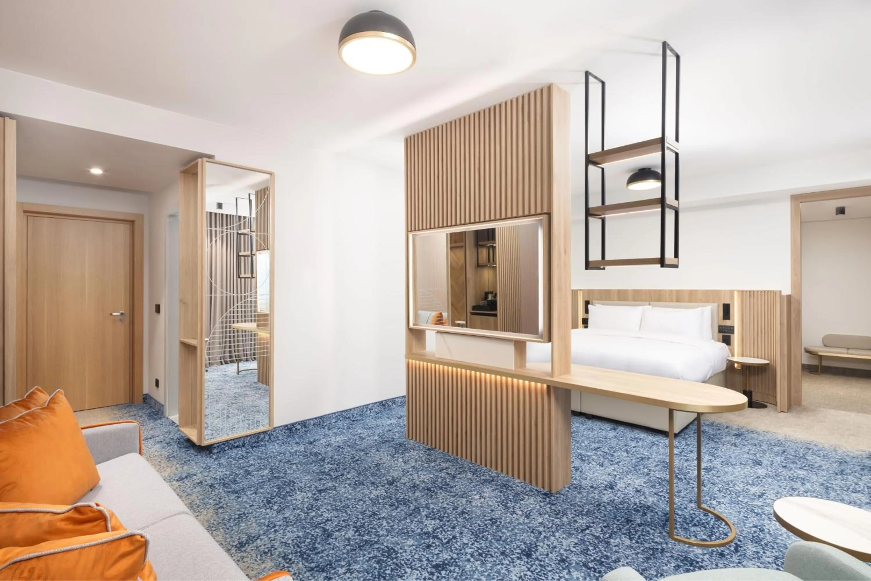 Photo of the whole room in Courtyard by Marriott Cluj - Napoca Downtown