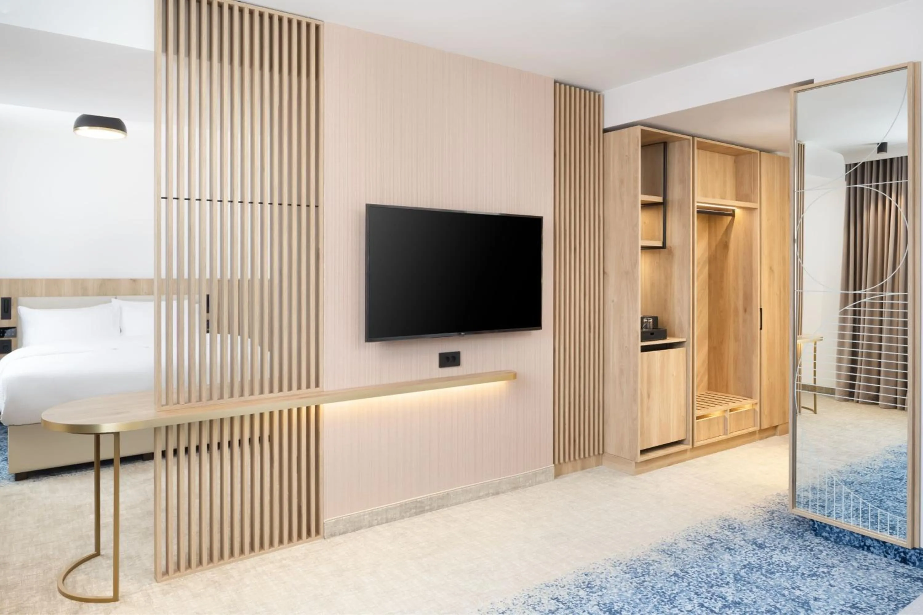 Bedroom, Bed in Courtyard by Marriott Cluj - Napoca Downtown