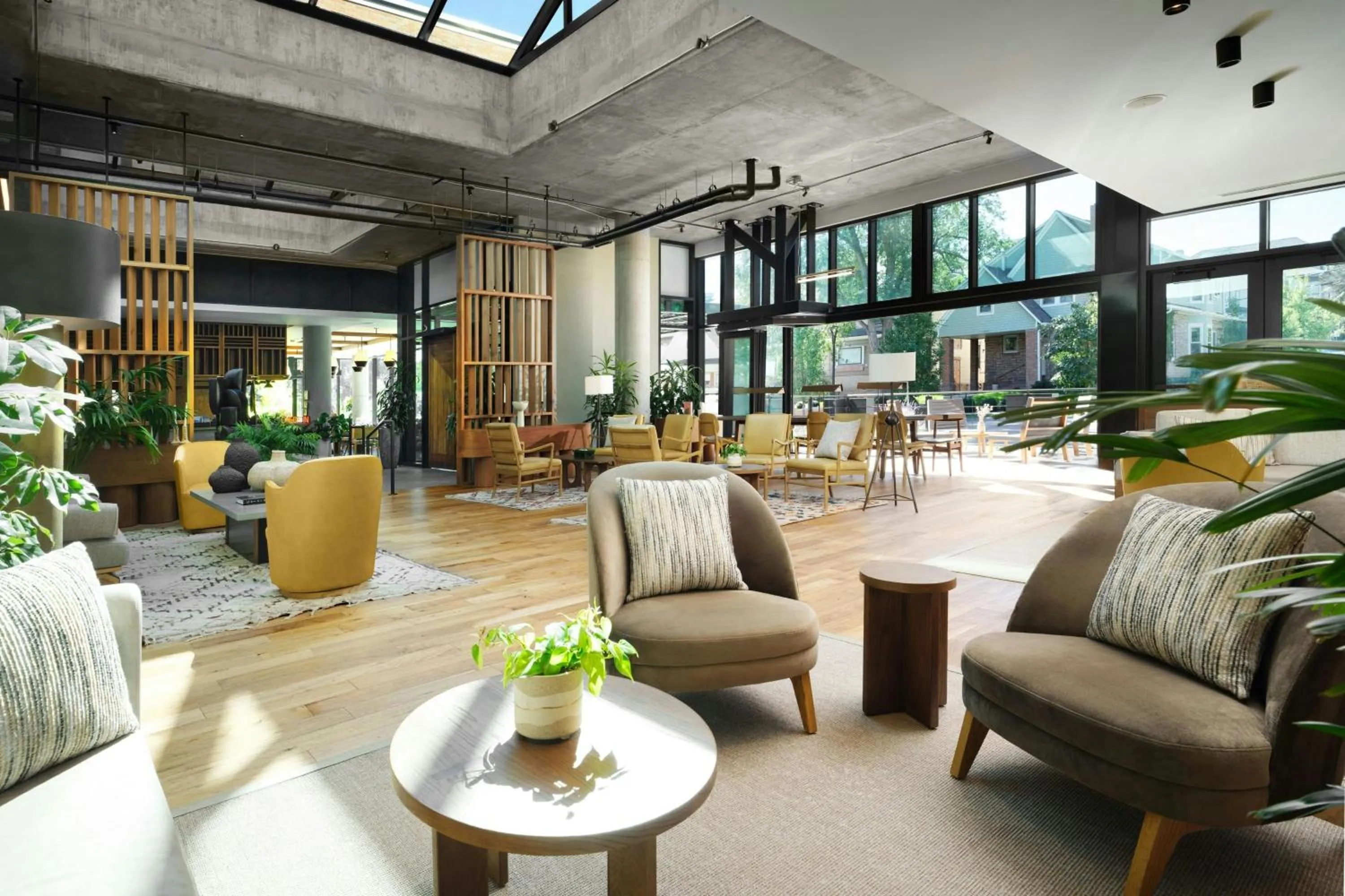 Property building in Moxy Boulder University