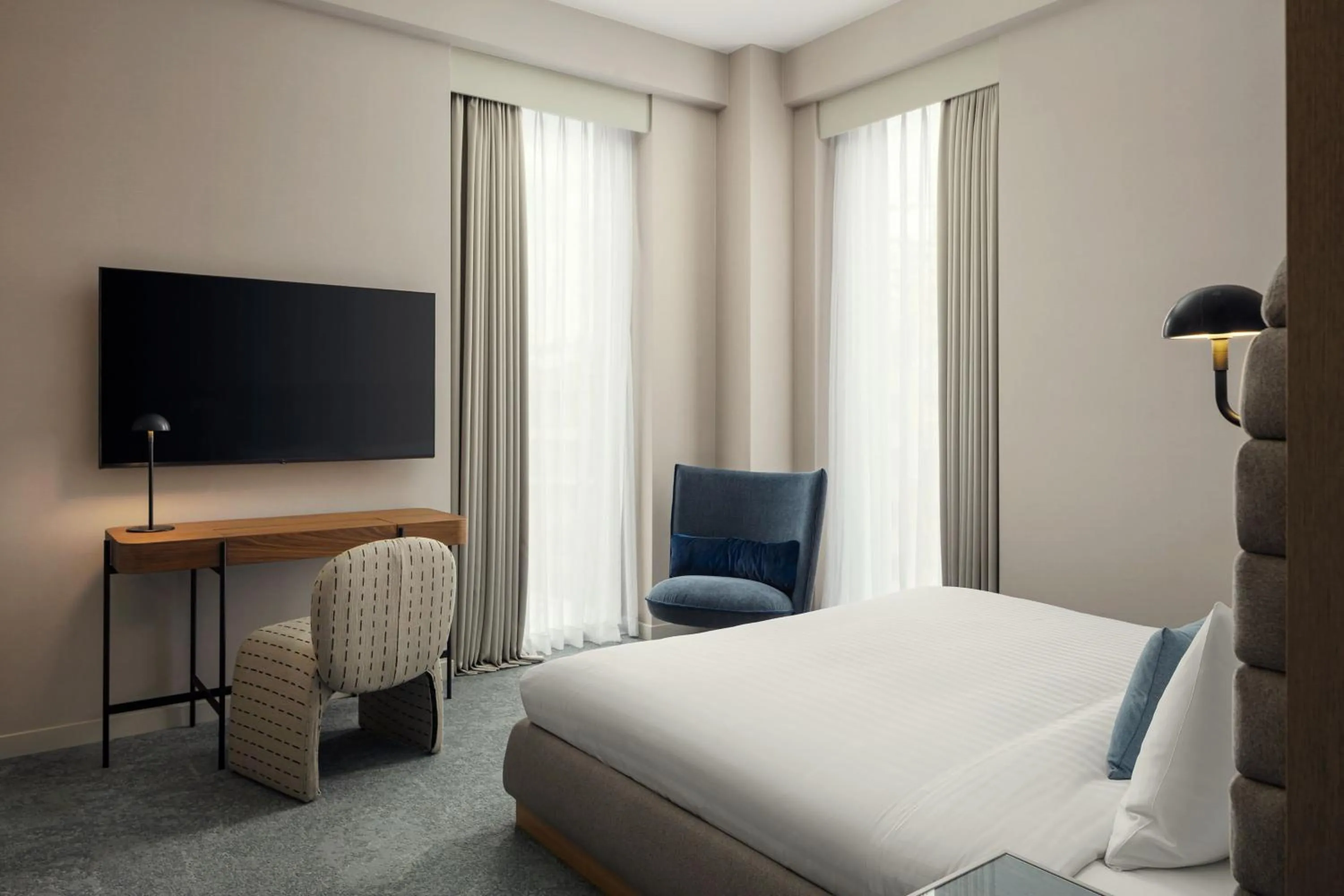 Bedroom, Bed in Courtyard by Marriott Yerevan