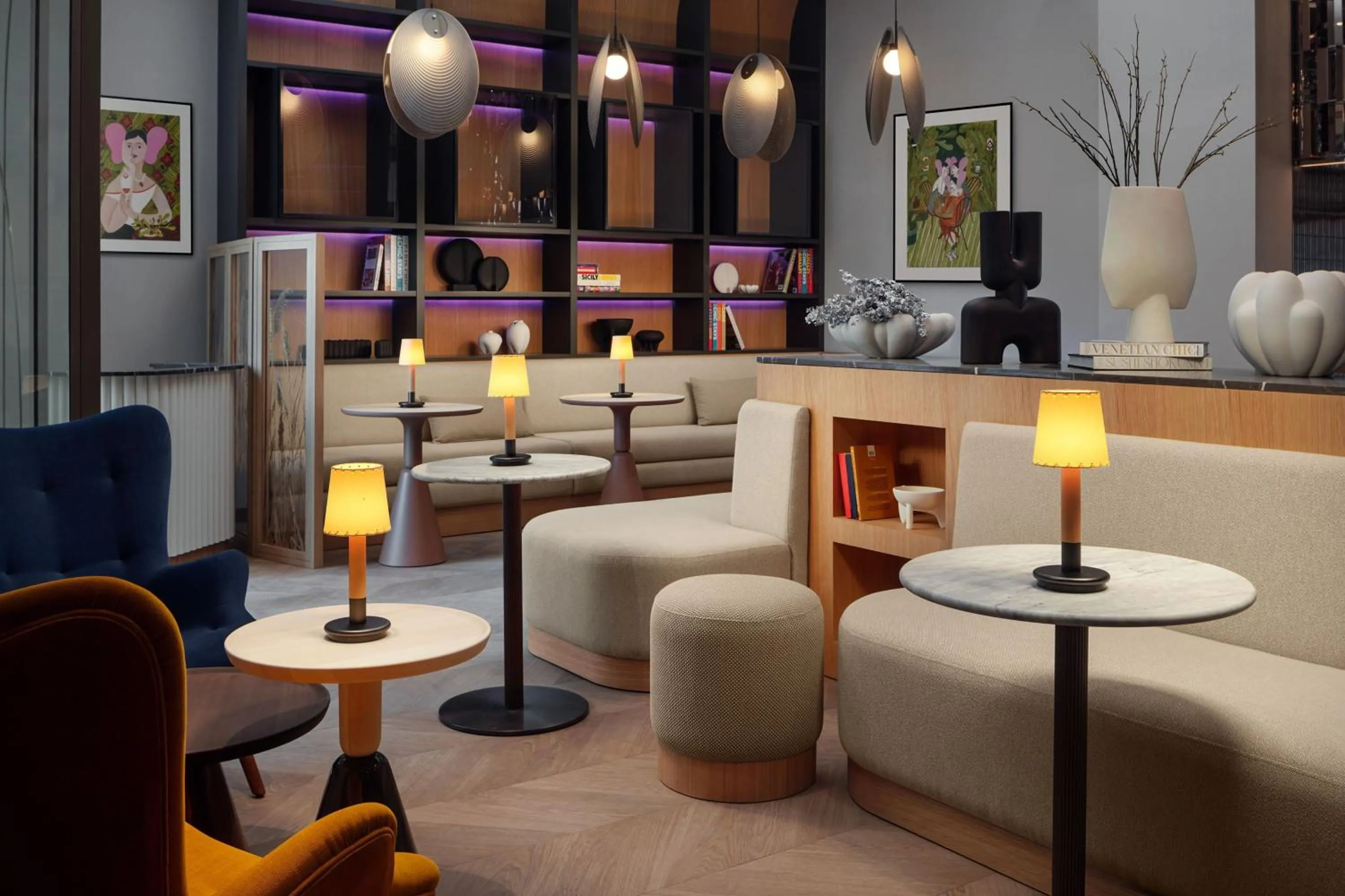 Restaurant/places to eat in Courtyard by Marriott Yerevan