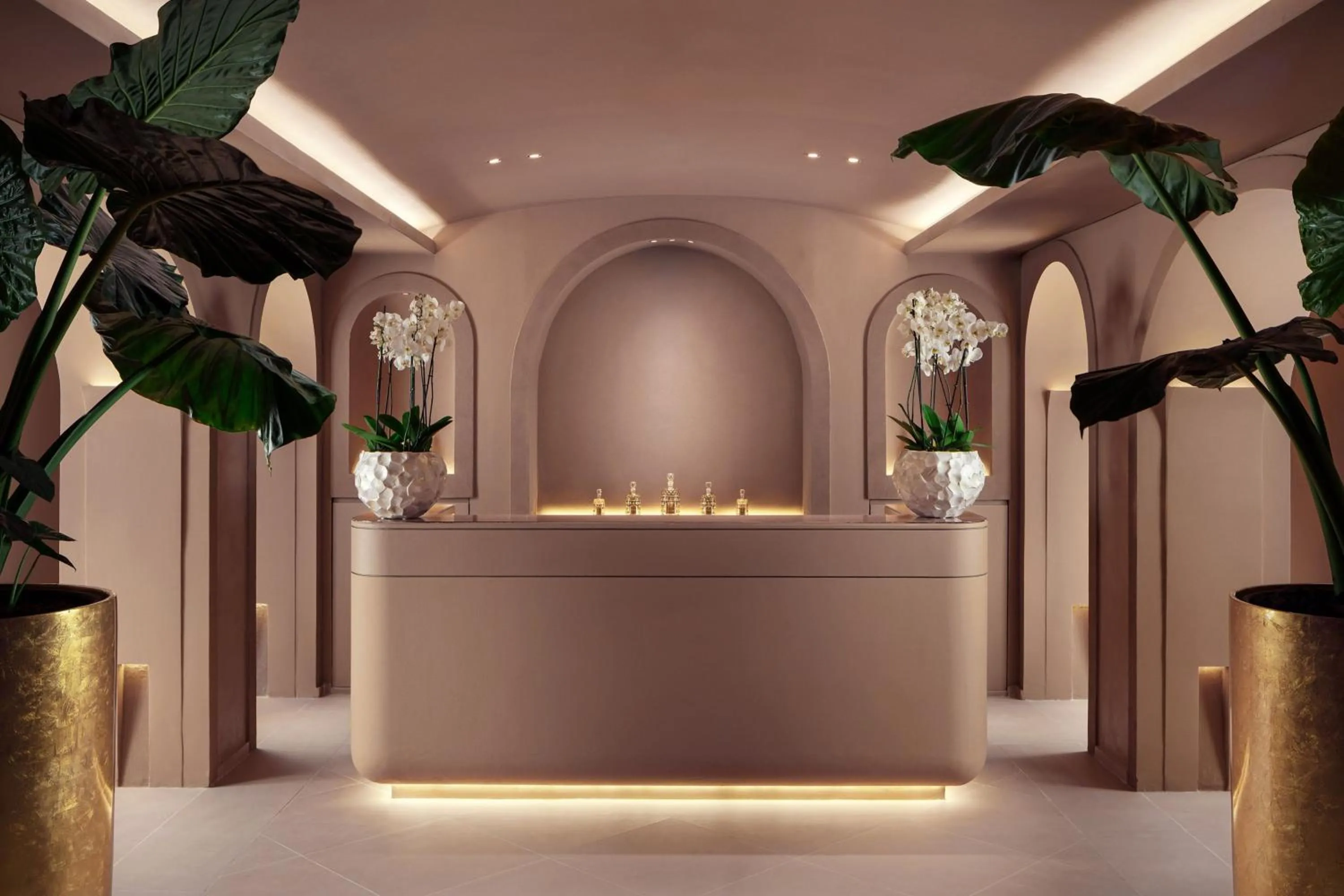 Lobby or reception in The St. Regis Al Mouj Muscat Resort