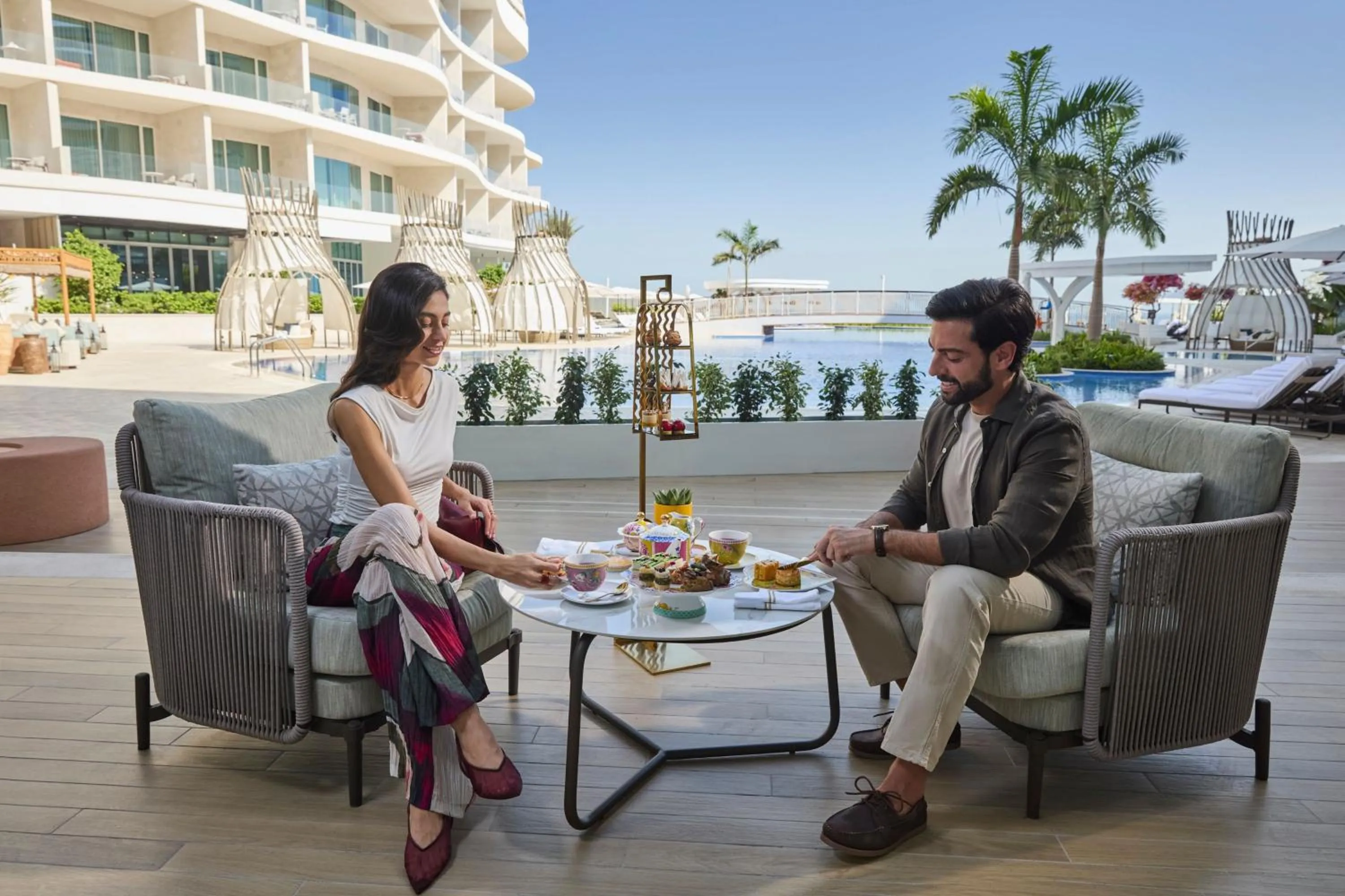 Restaurant/places to eat in The St. Regis Al Mouj Muscat Resort