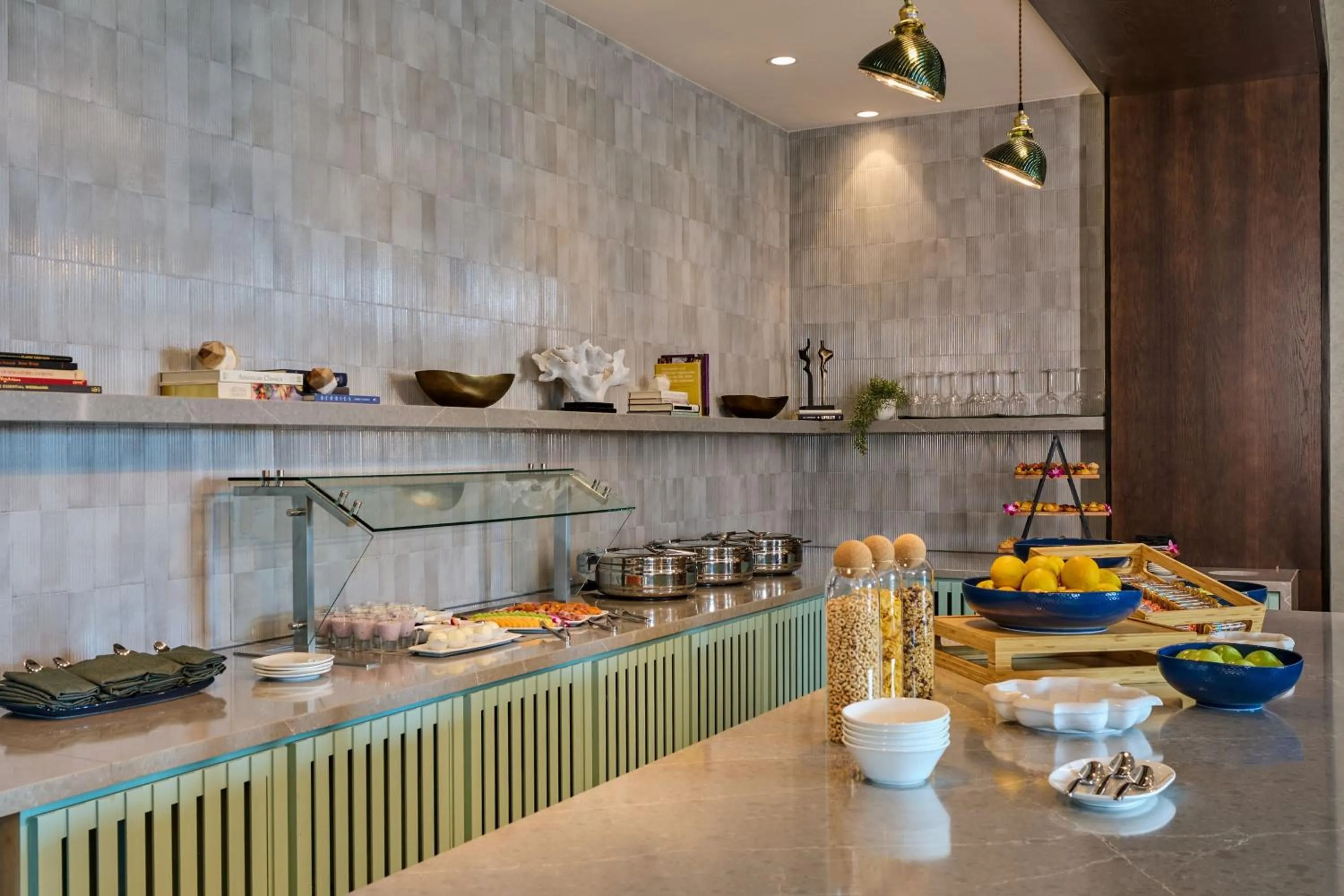 Lounge or bar in Palmetto Marriott Resort & Spa