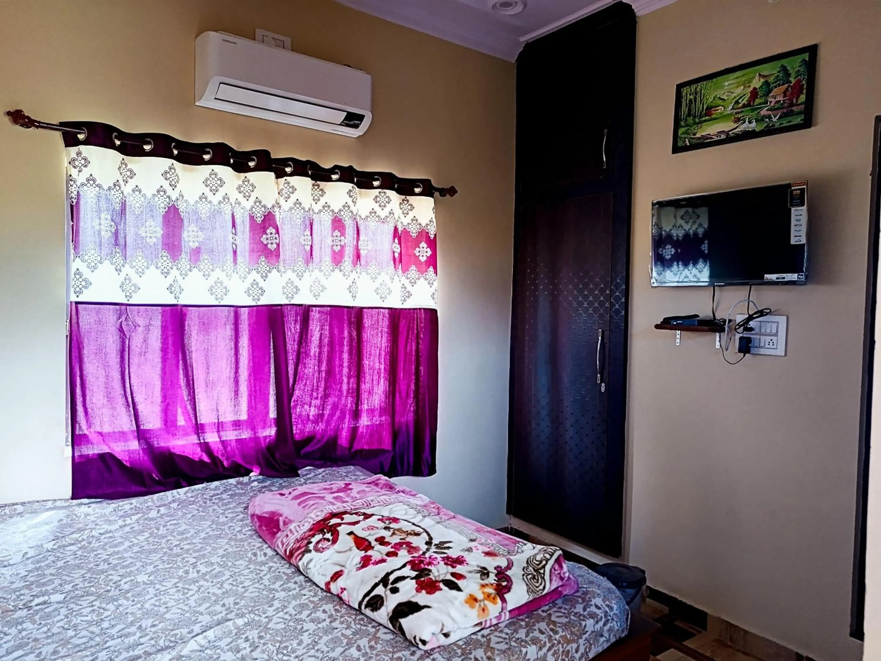 Bed in Yuvraj Nature Resort