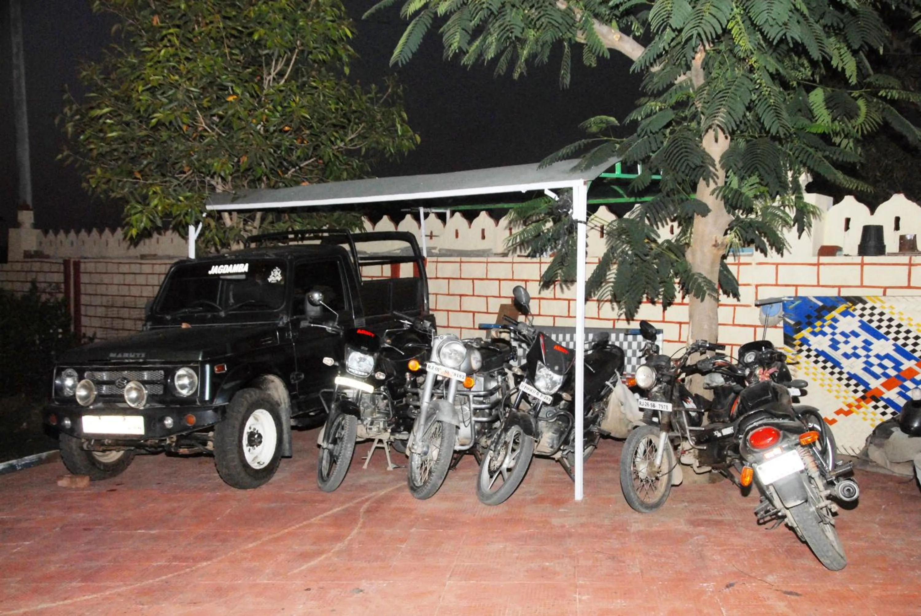 Parking in Yuvraj Nature Resort