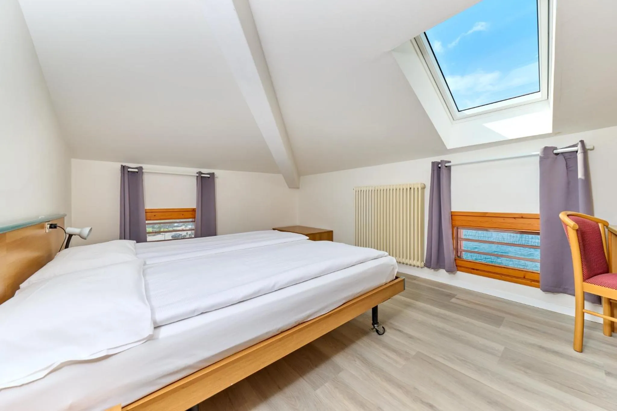 Bedroom, Bed in Hotel Geier