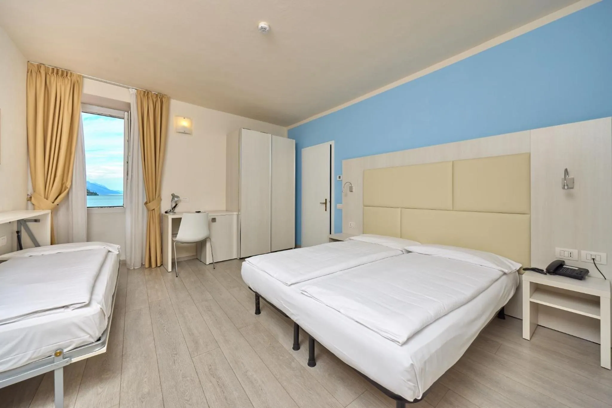 Photo of the whole room, Bed in Hotel Geier