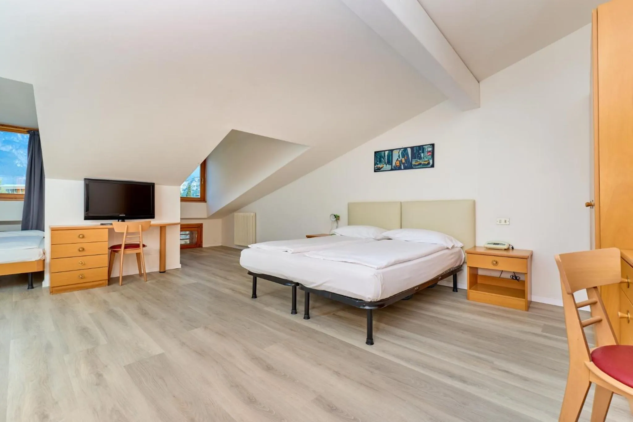 Bedroom, Bed in Hotel Geier