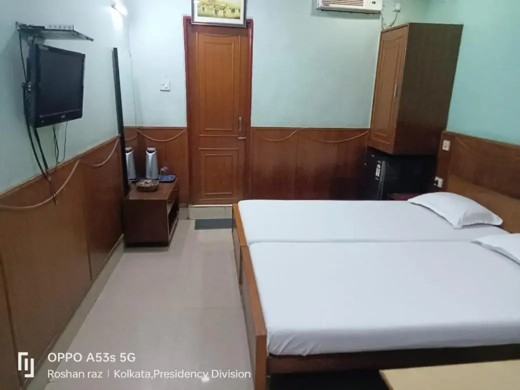 HOTEL HEERA HOTEL HEERA